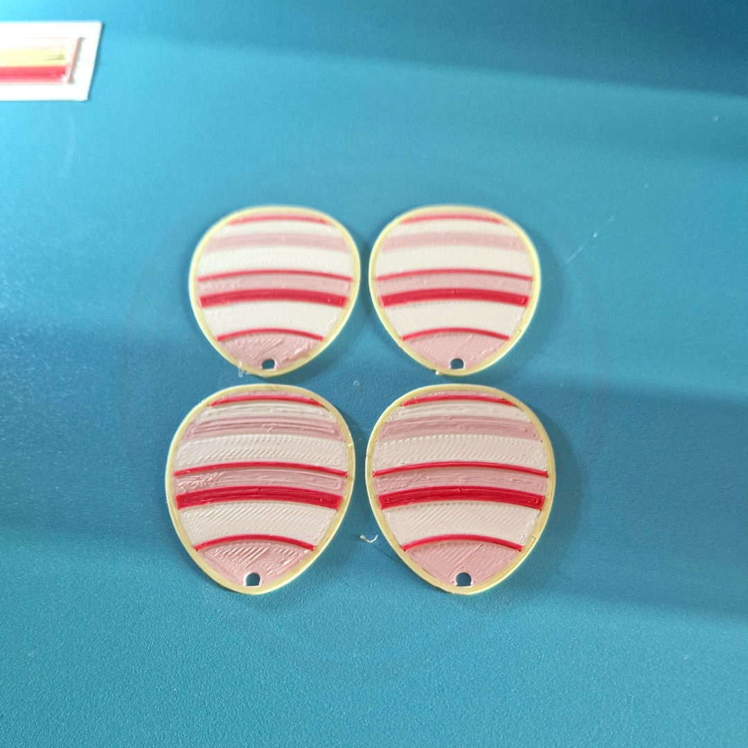 Miniatura 4 do modelo 3D Easter Egg Earrings