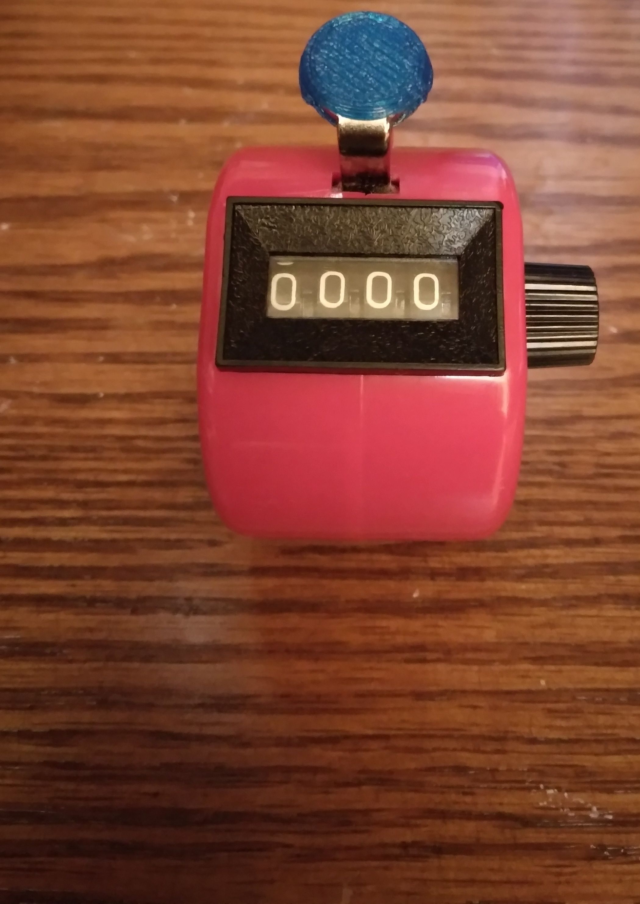 Button grip for a tally counter
