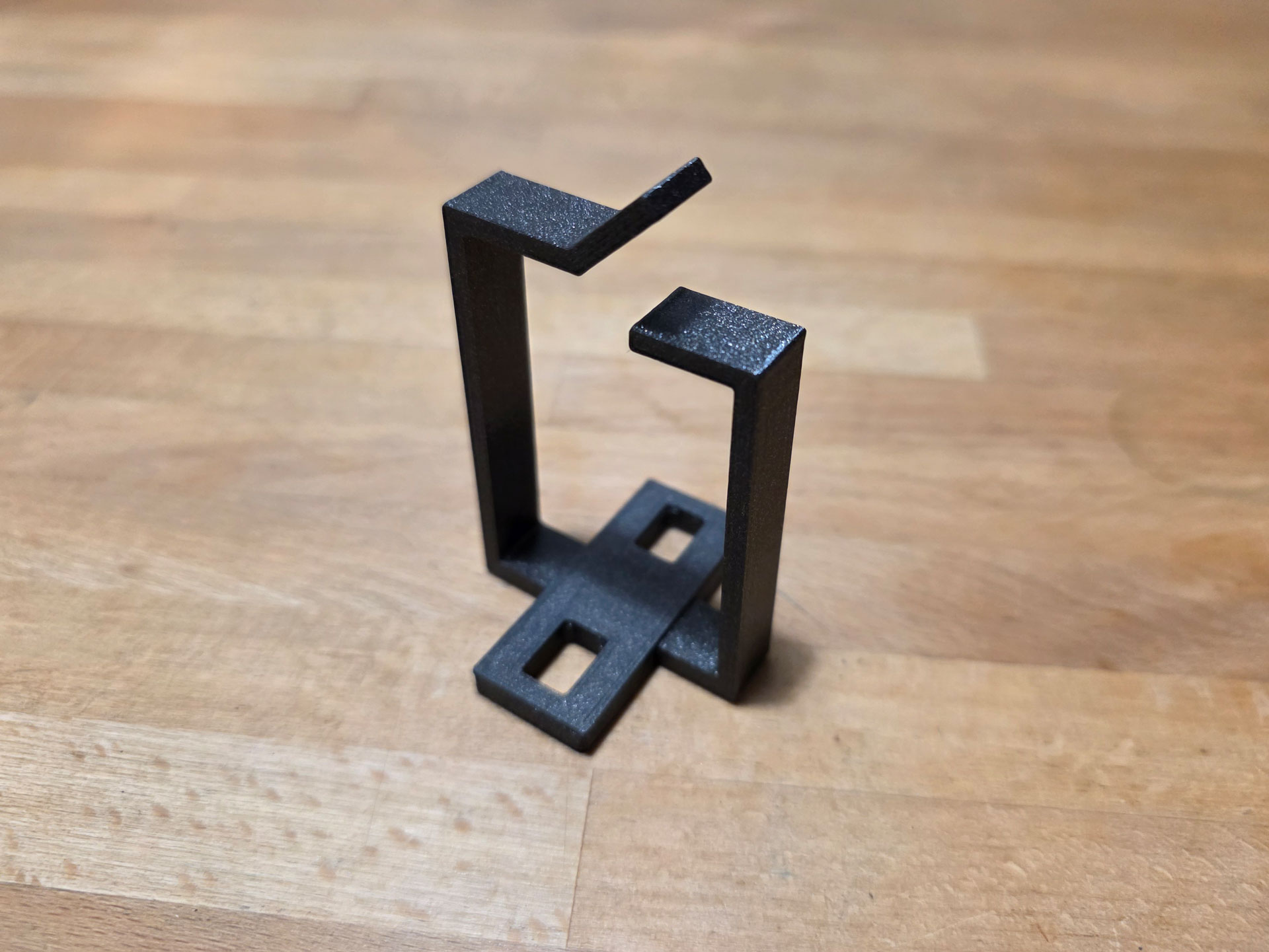 Miniatura 2 do modelo 3D Rack Cable Management Hook - Cable Guides