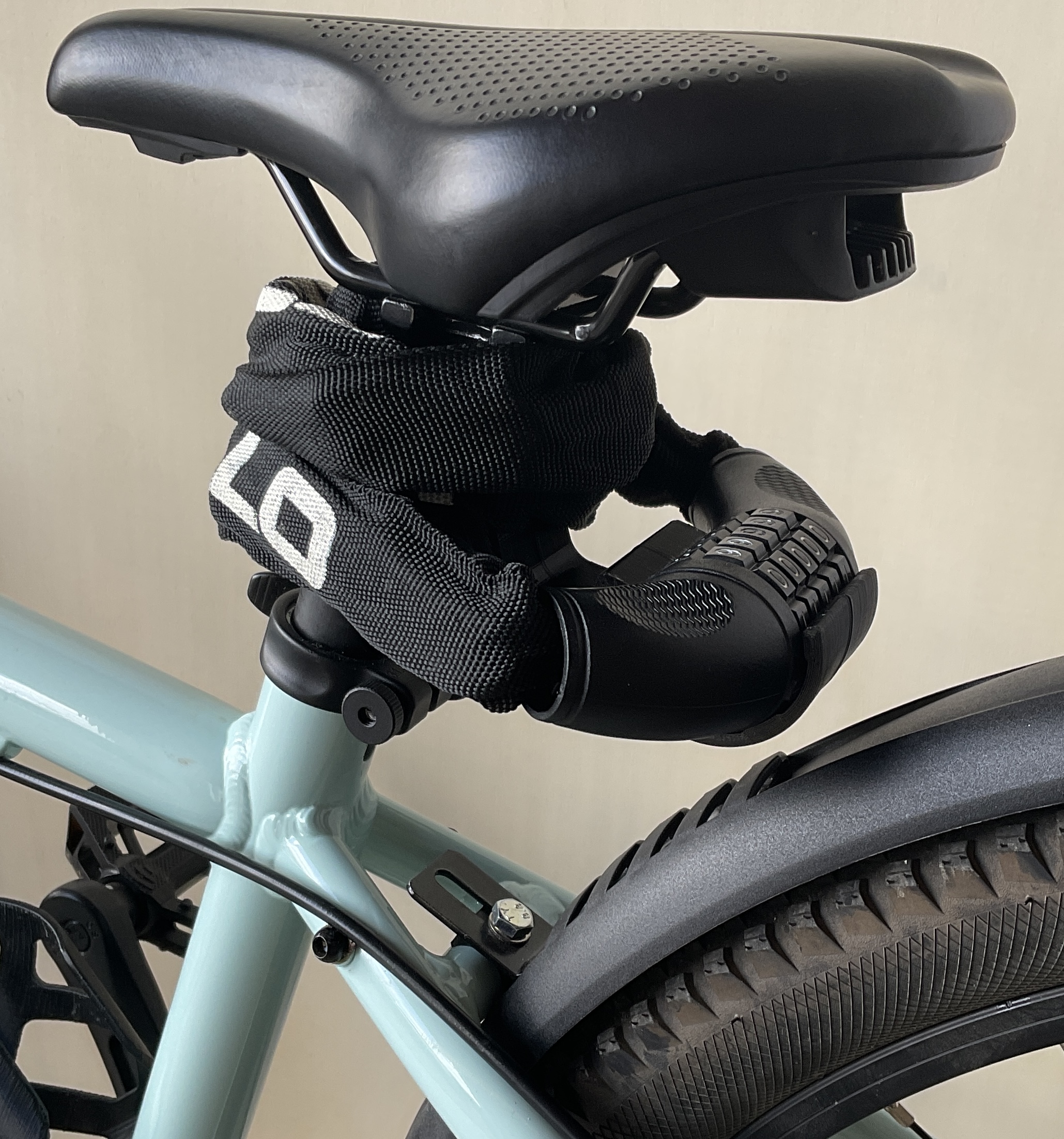 Holder for a bike lock - e.g. for Appollo bike lock
