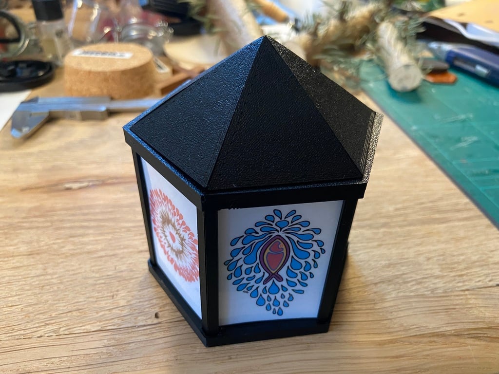 Small Hexagon Tealight