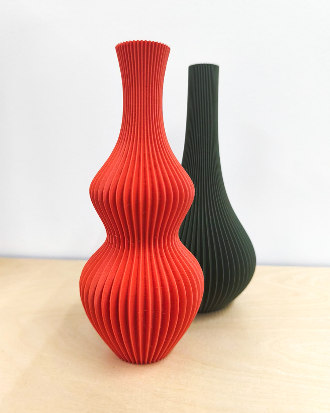 Single-flower zigzag vases — miniatura 6