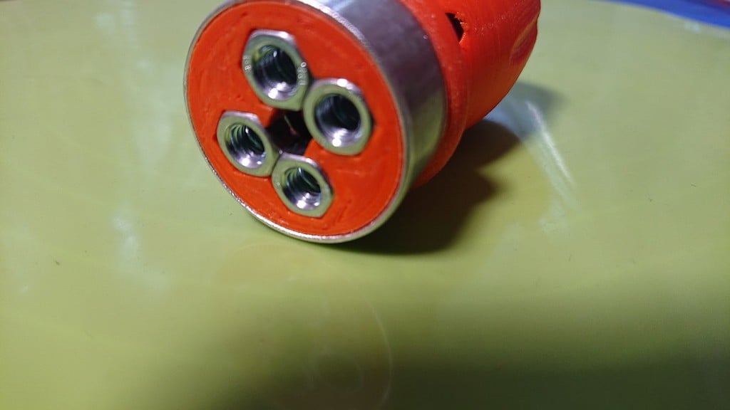 Miniatura 3 do modelo 3D Fully functional screwdriver with replaceable bits