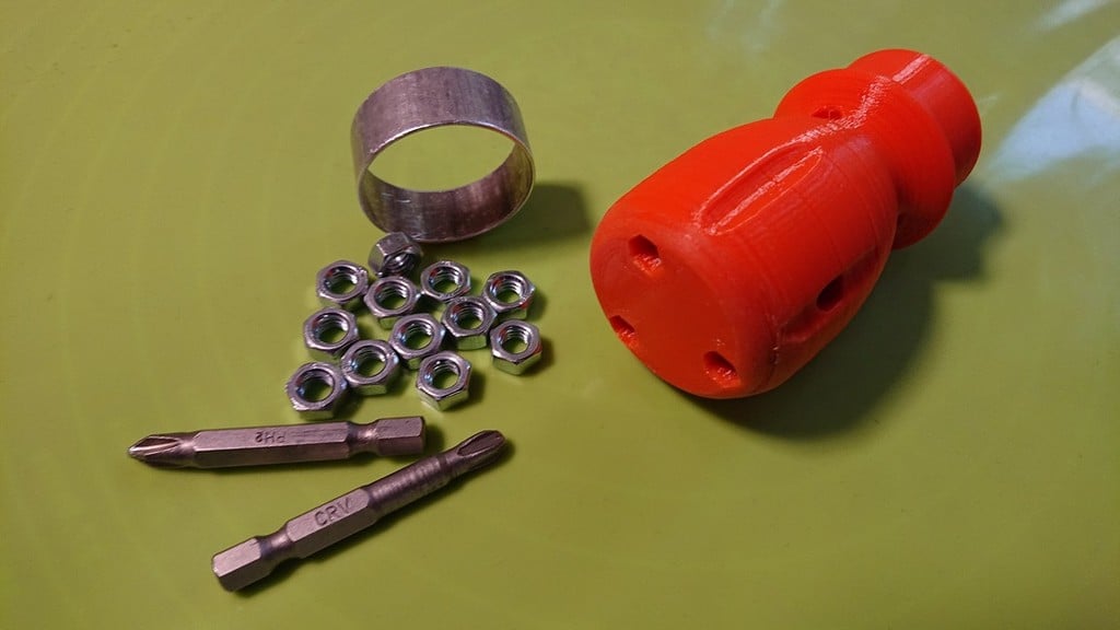 Miniatura 7 do modelo 3D Fully functional screwdriver with replaceable bits