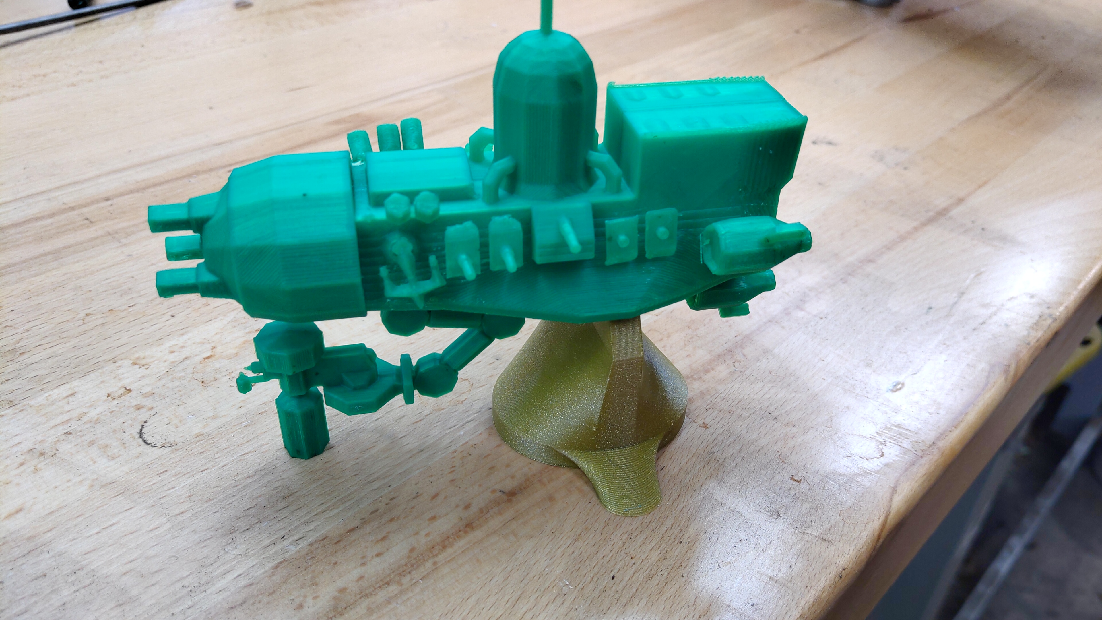Chameleon Air Ship — miniatura 4