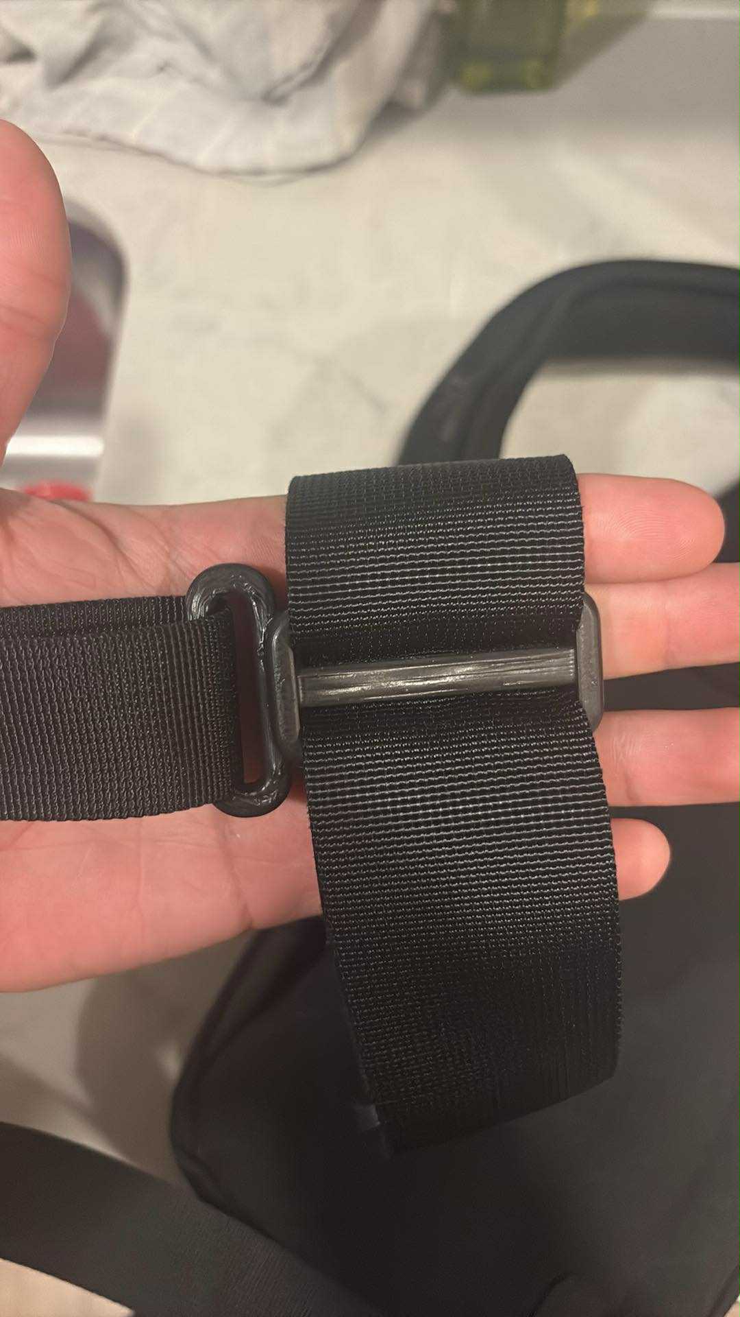 Sternum strap adjuster