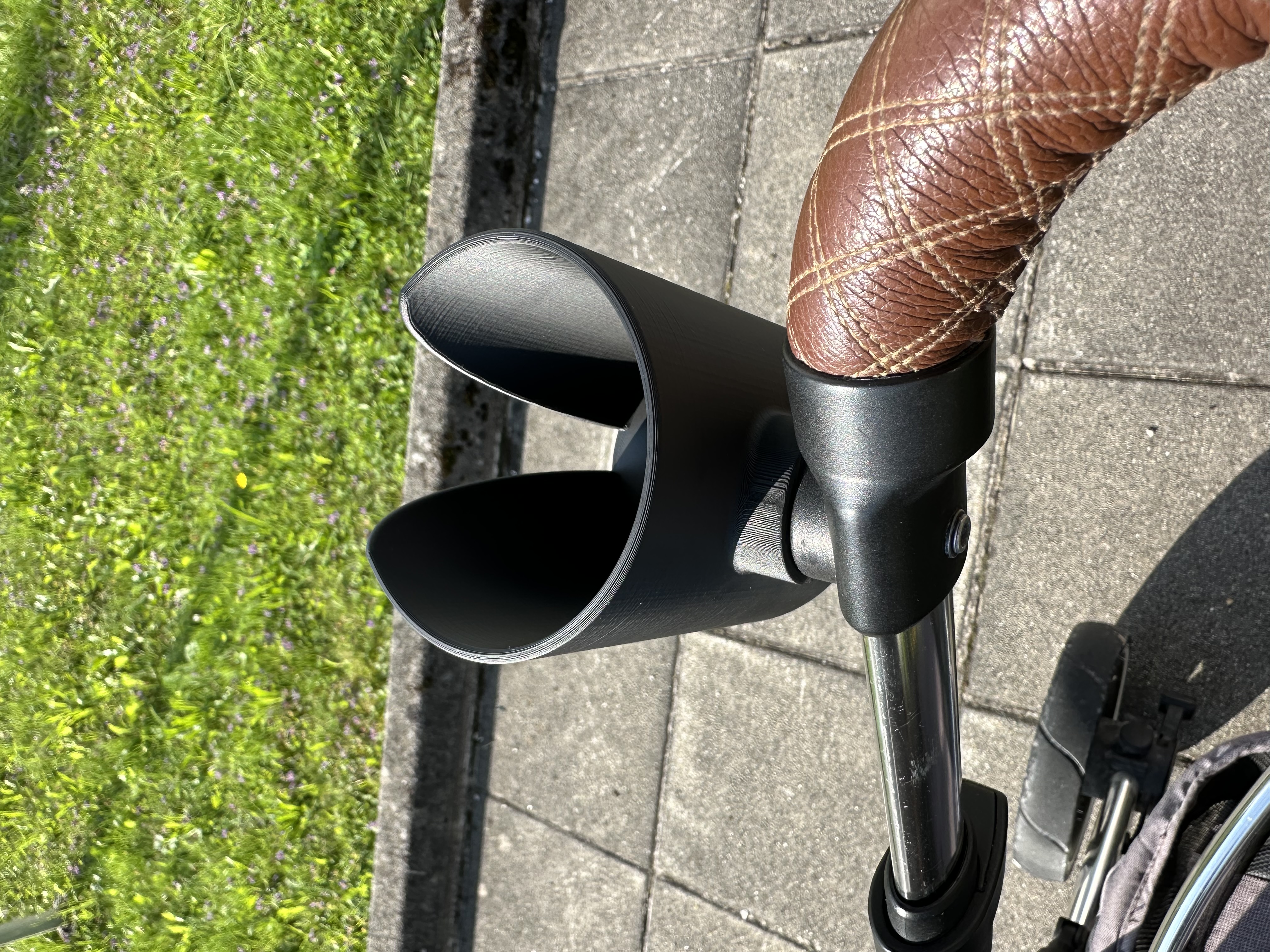 Miniatura 7 do modelo 3D cup holder ABC-DESIGN