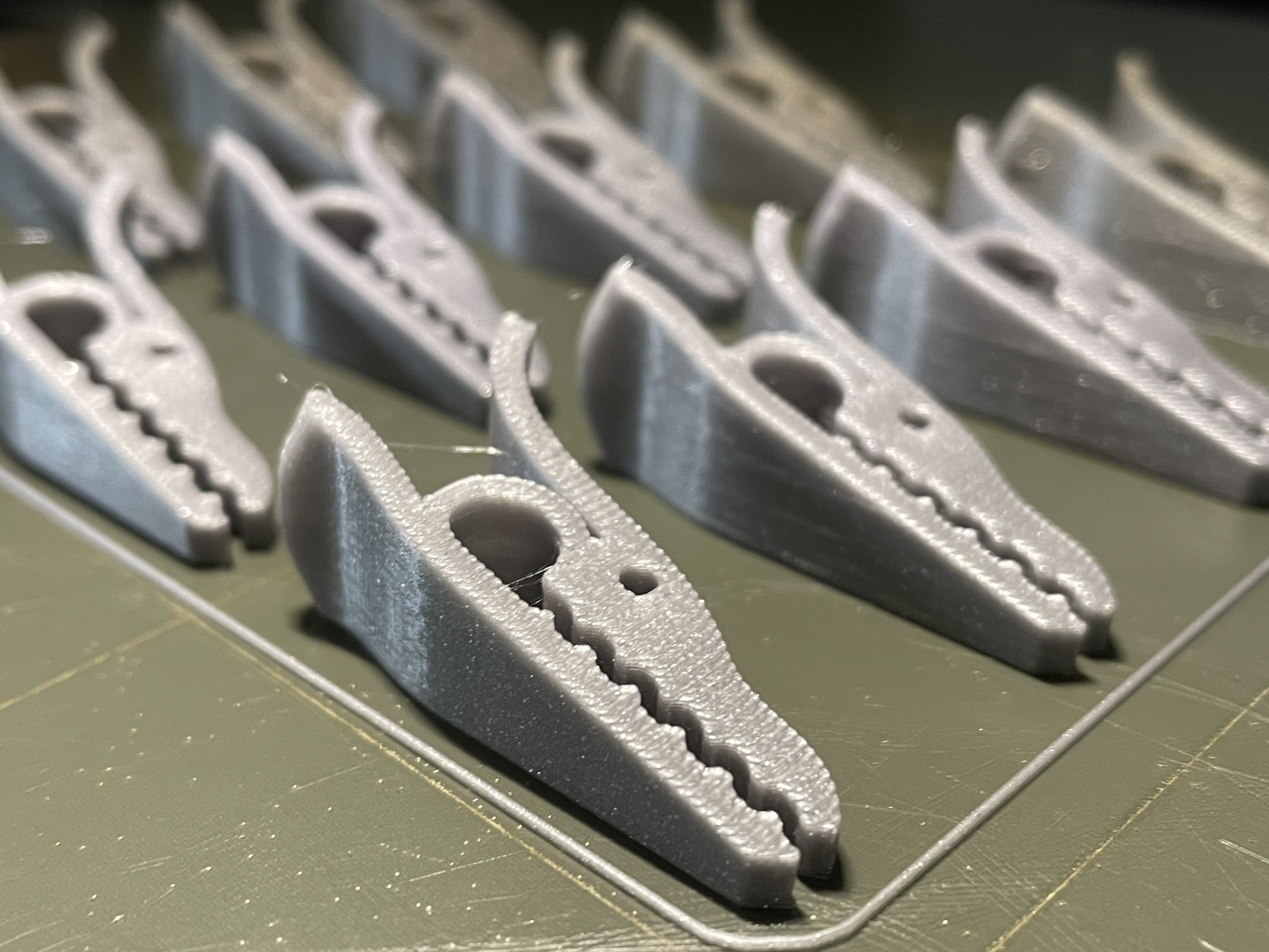 Dragon Army - Filament Clamp - REMIX