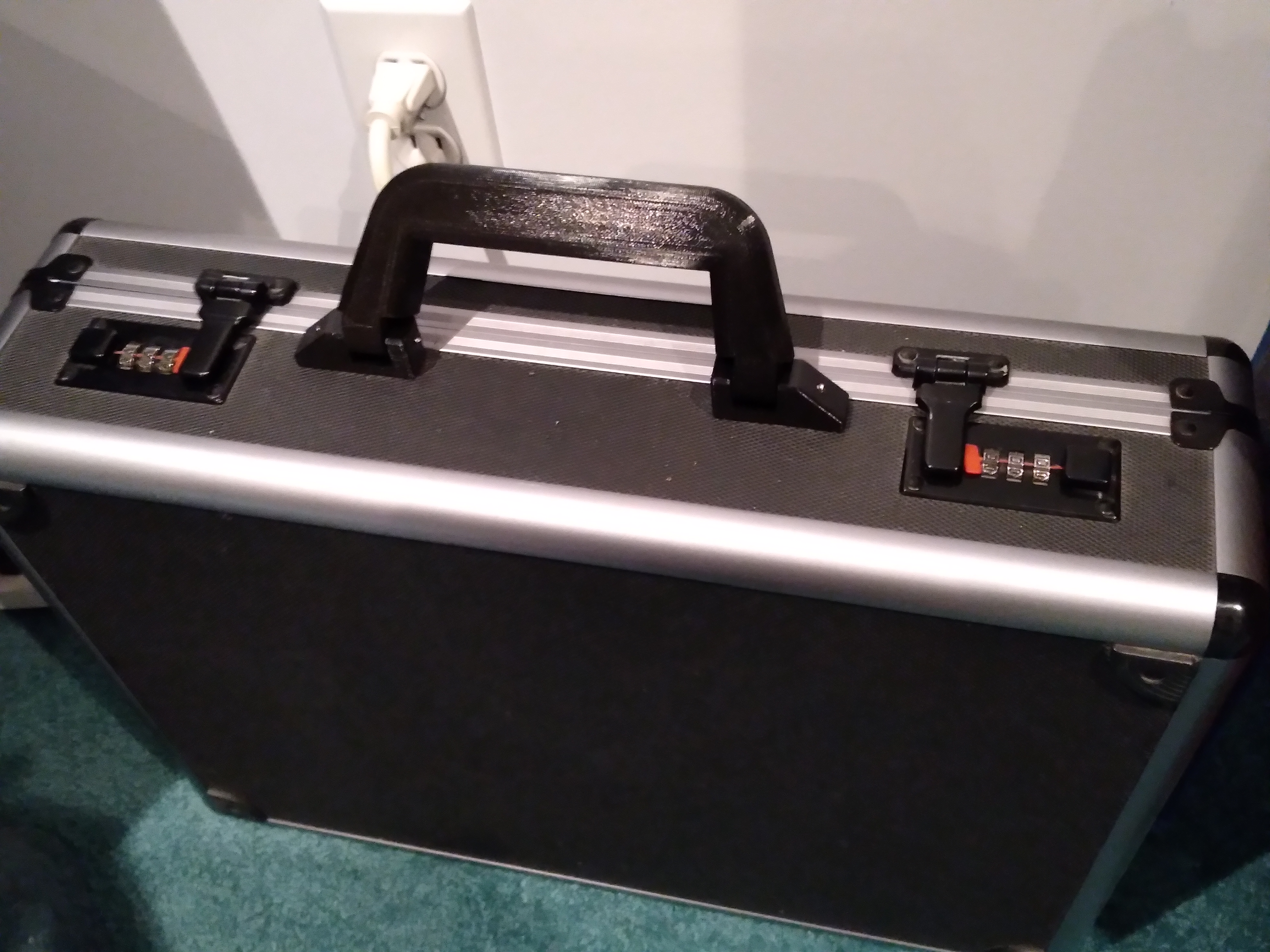 Briefcase handle replacement — miniatura 2