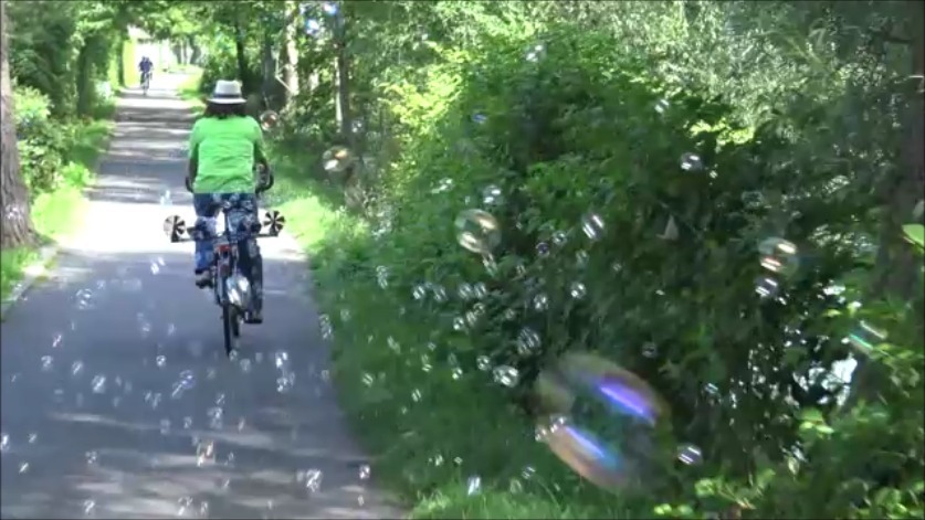 Miniatura 3 do modelo 3D The Bicycle Bubble Machine