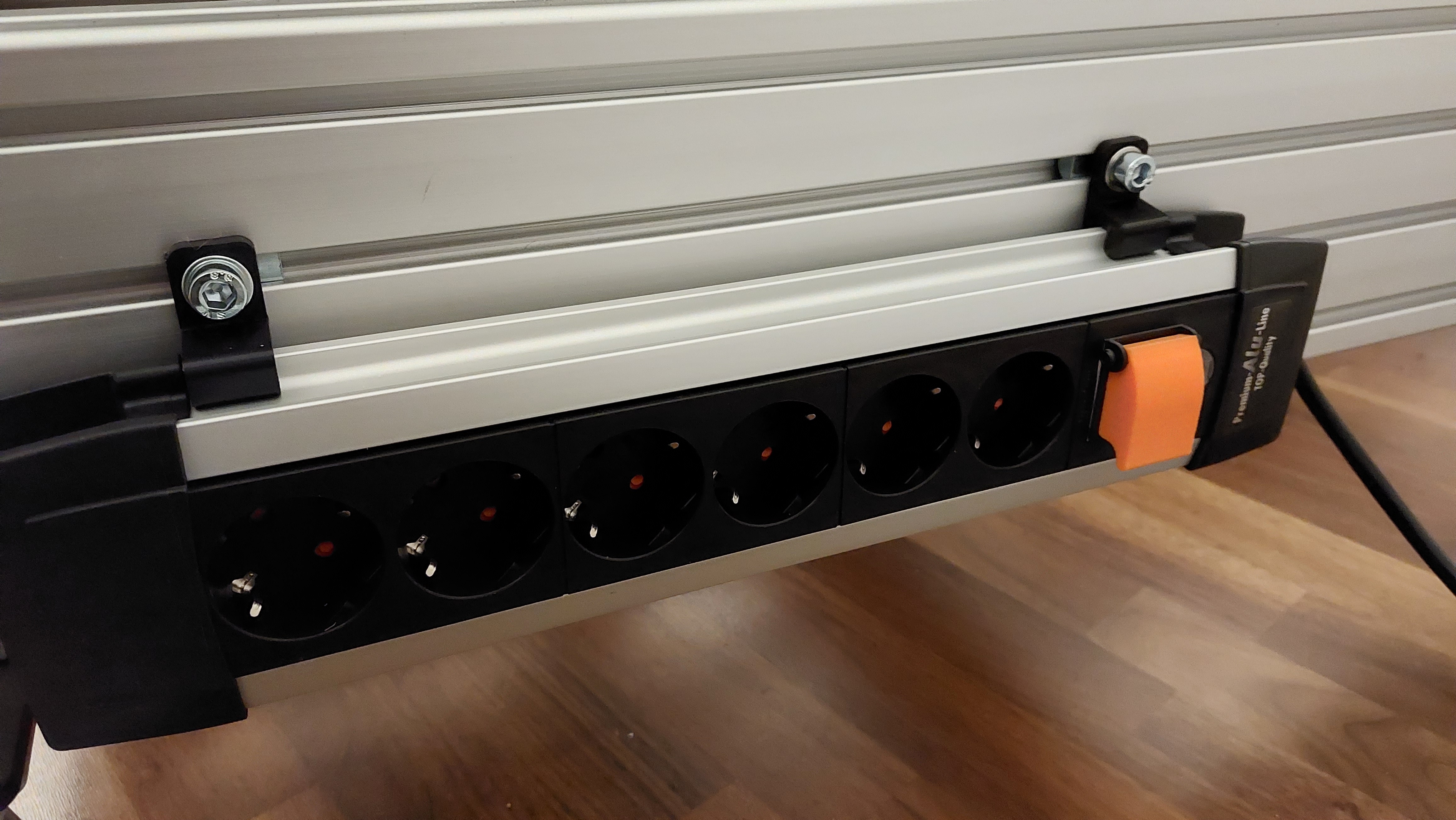 brennenstuhl premium alu holder
