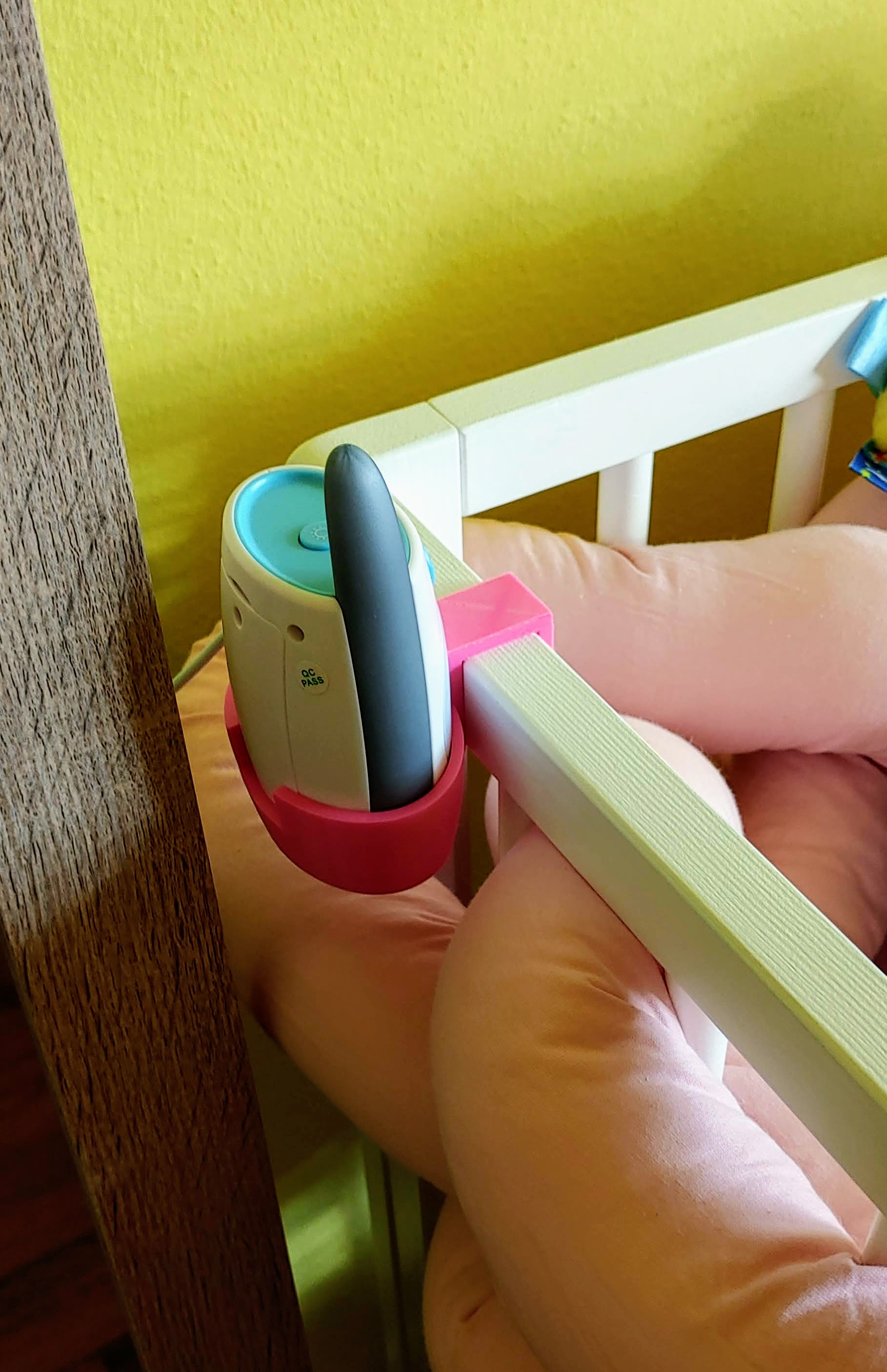 Bayby baby monitor holder