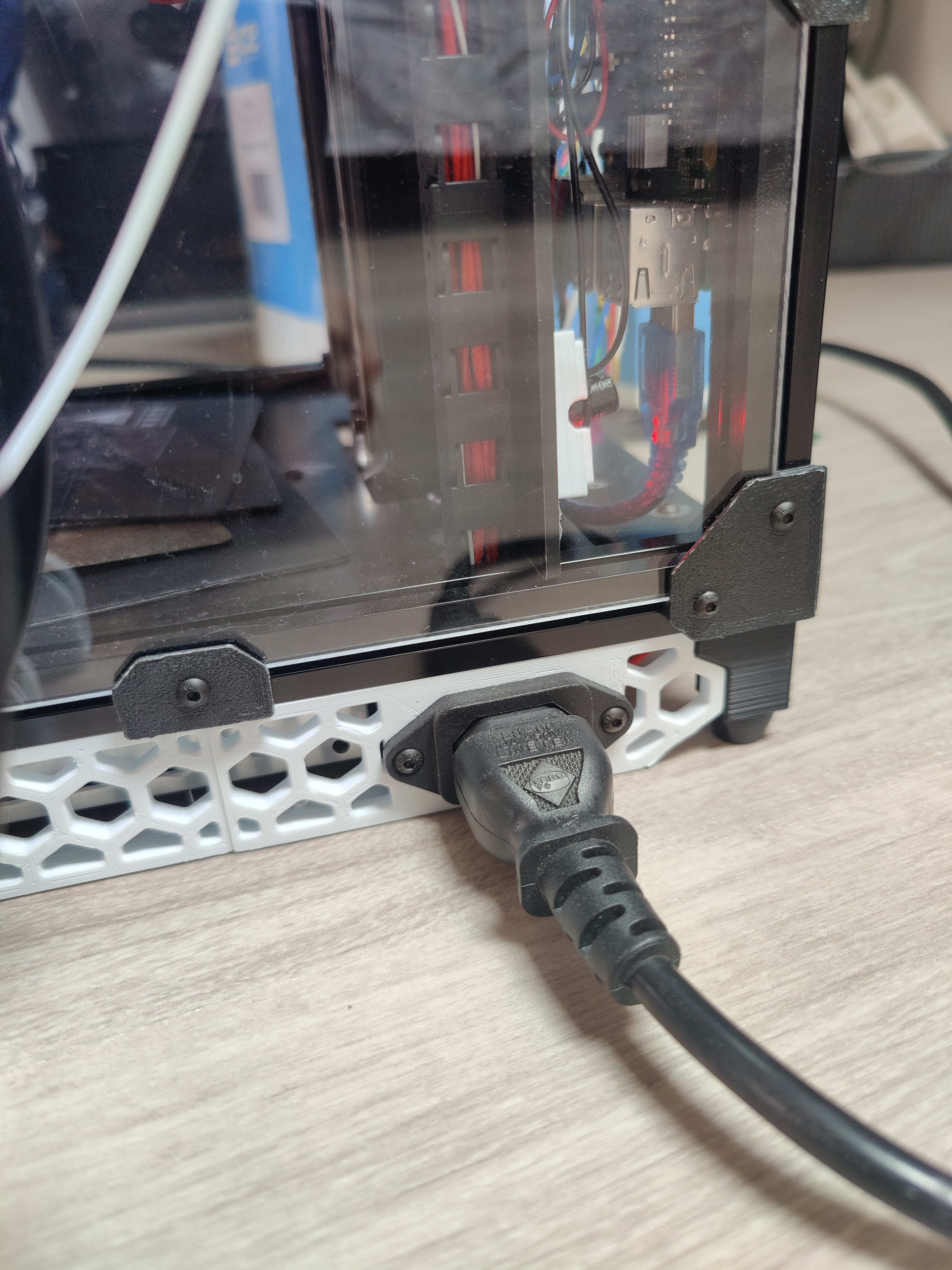 Voron V0.0 AC input connector skirt