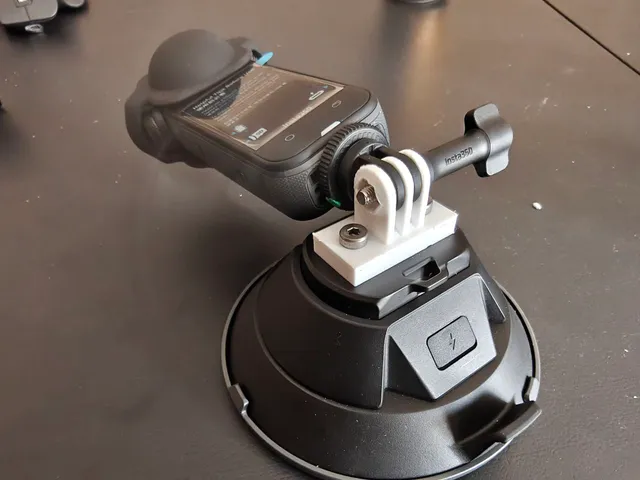 Insta360 Electric suction cup mount simple holder