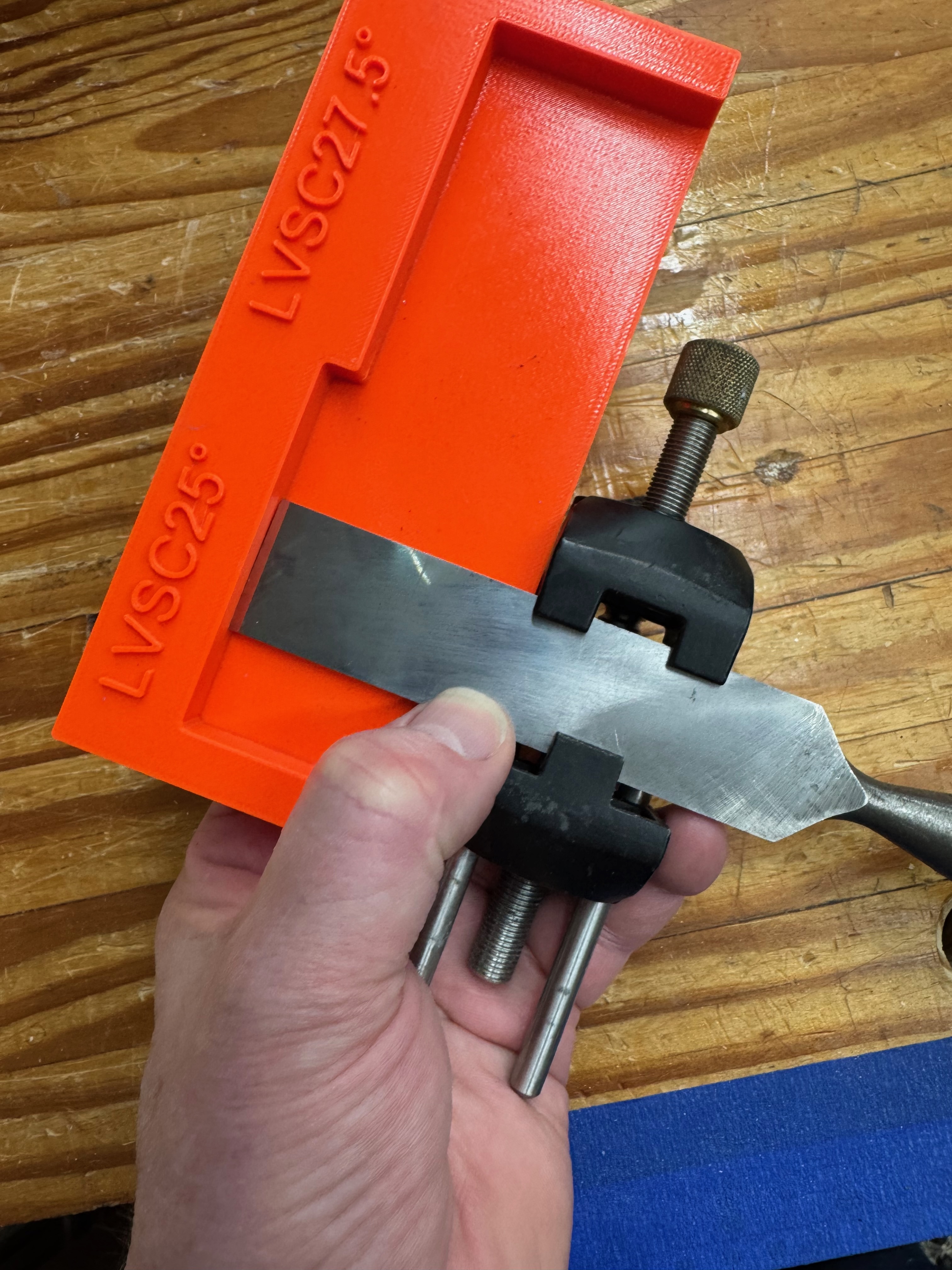 Lee-Valley Veritas Side-Clamping Honing Guide Registration Jig -- 25° + 27.5°