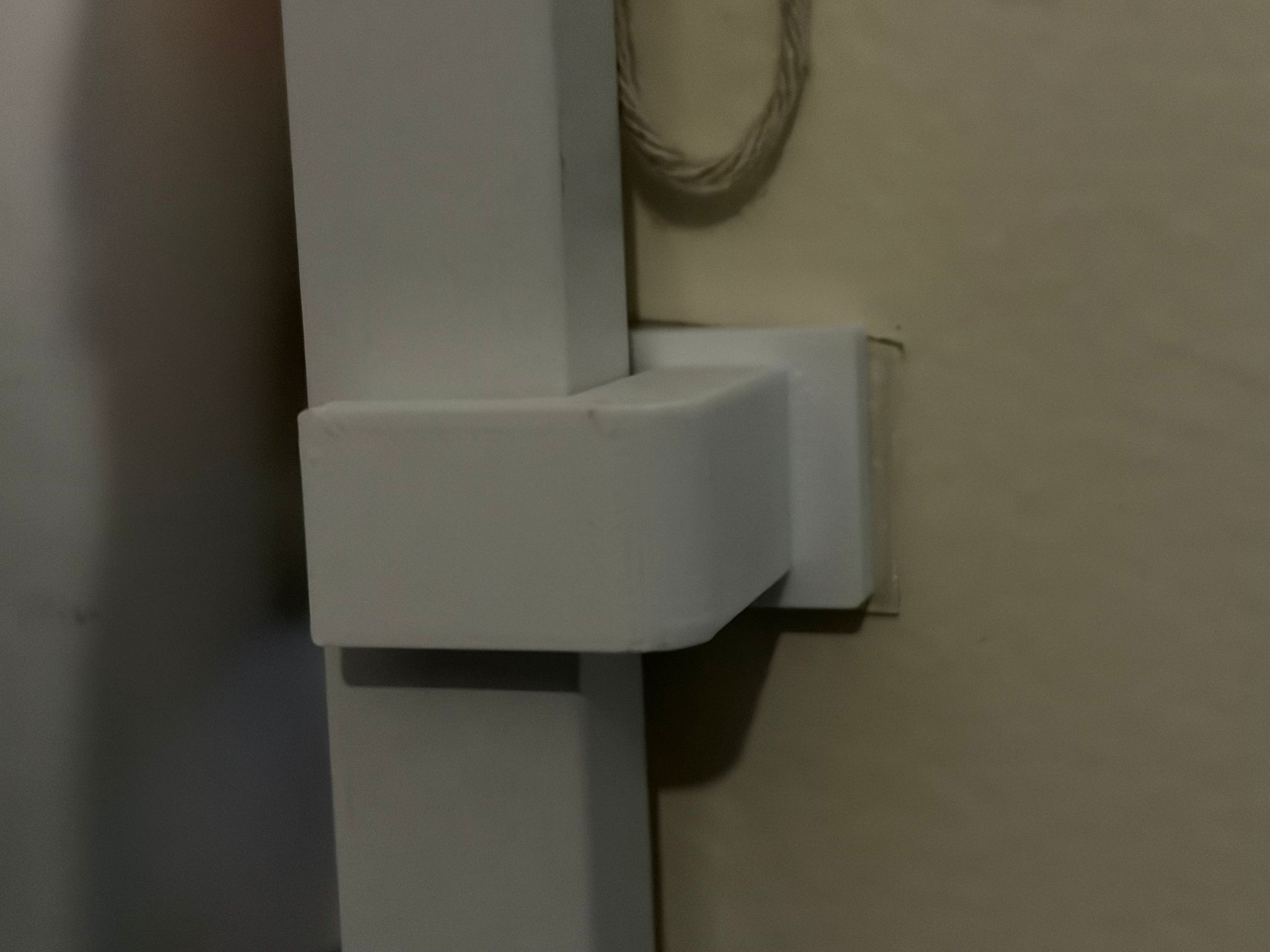 Mirror clip for my b&m £6 mirror hanging door mirror