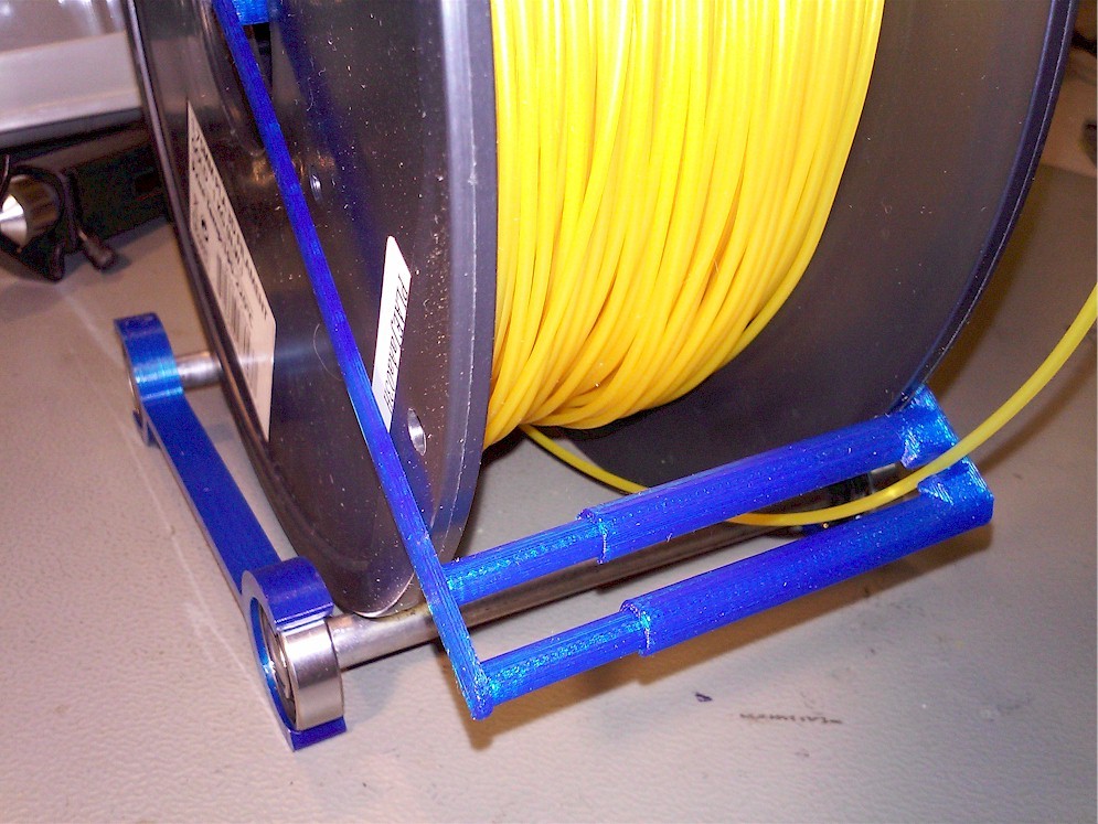 Never-tangle Filament Clip