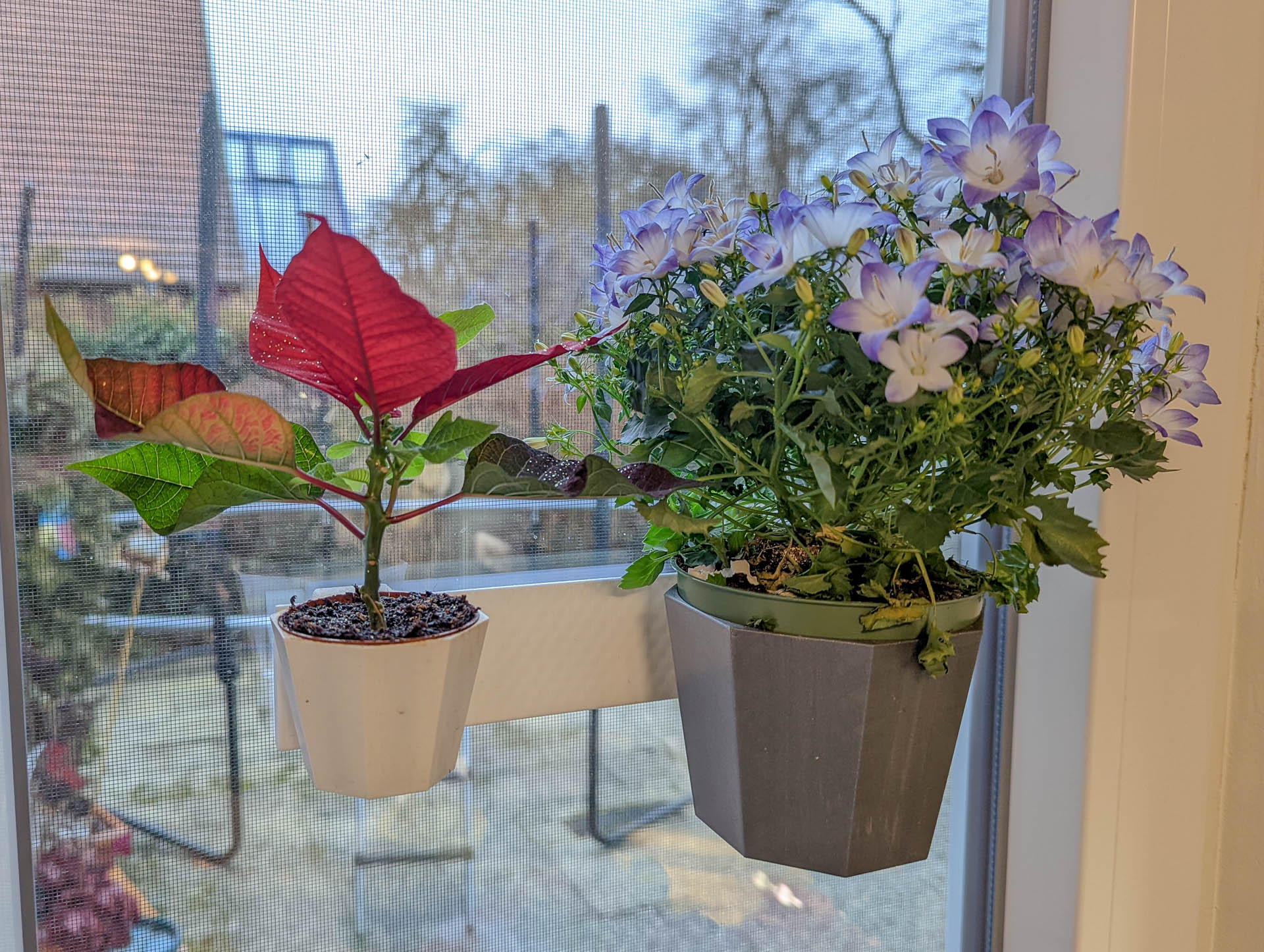 Window-Planter (switchable)