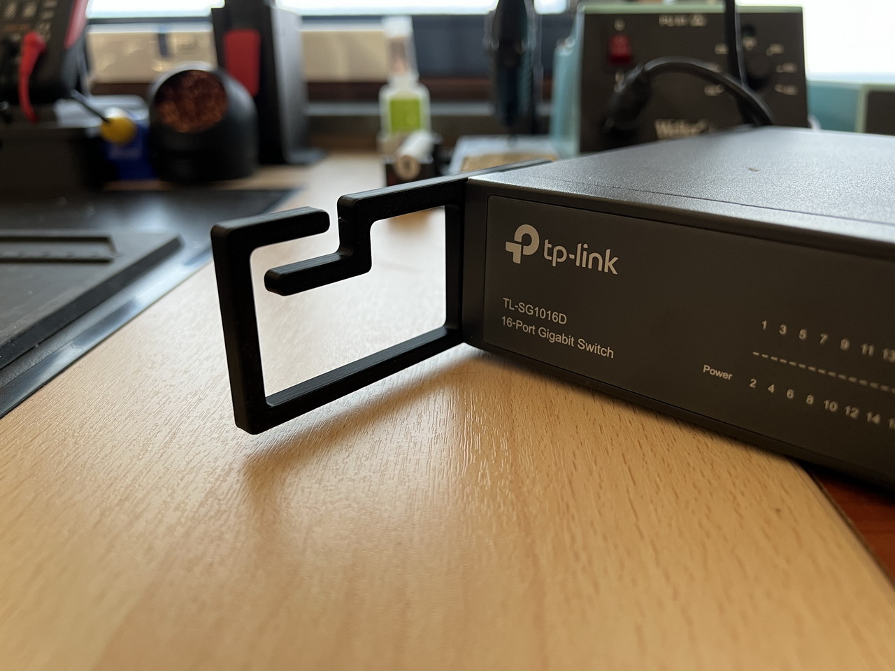 TP-Link TL-SG1016x cable guide
