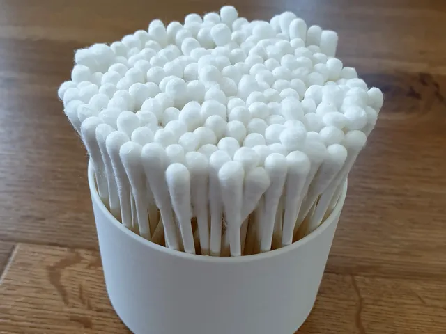 Cotton buds box