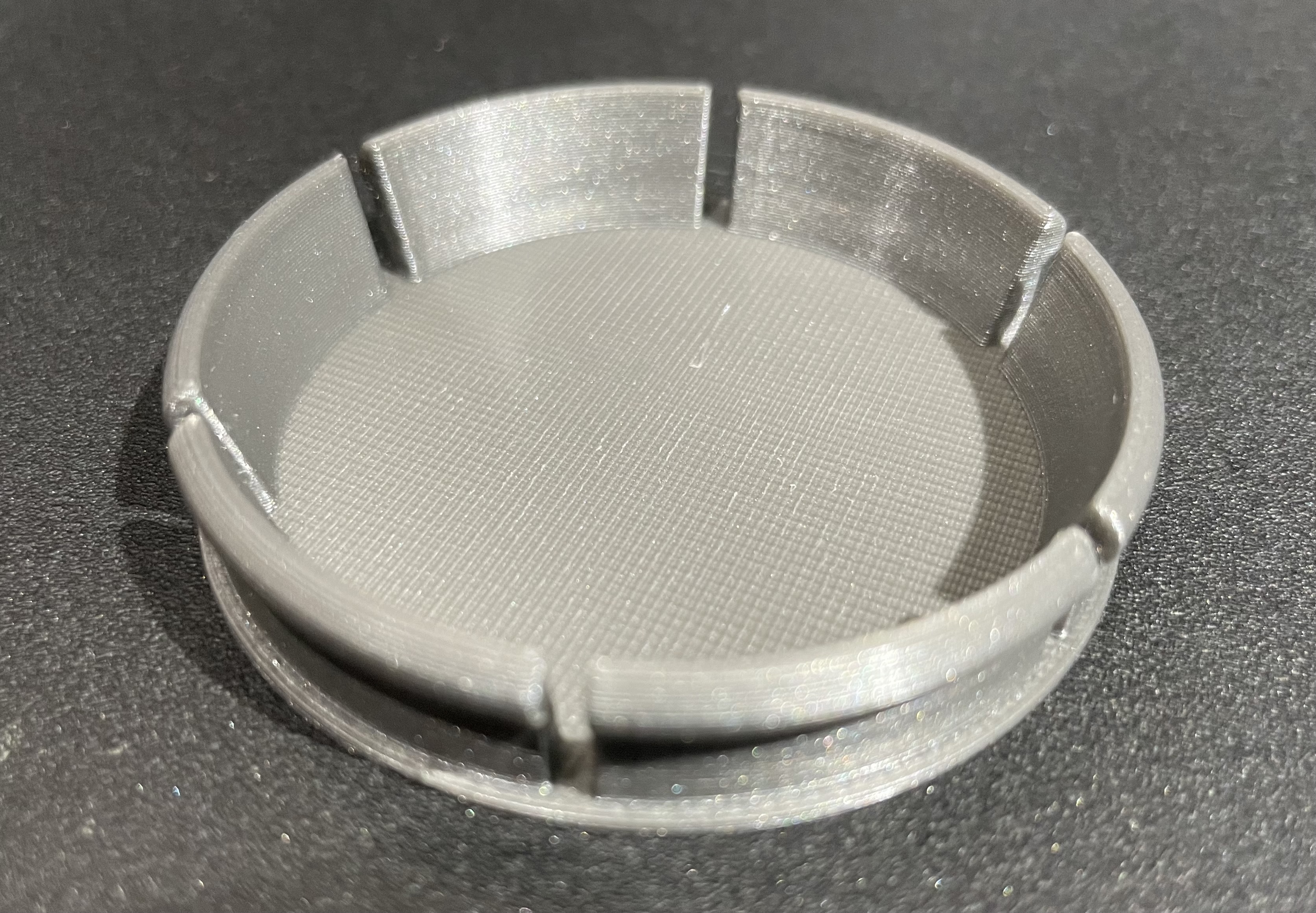 einfache Radnabenabdeckung / Wheel center cap for 54mm hub bore wheels