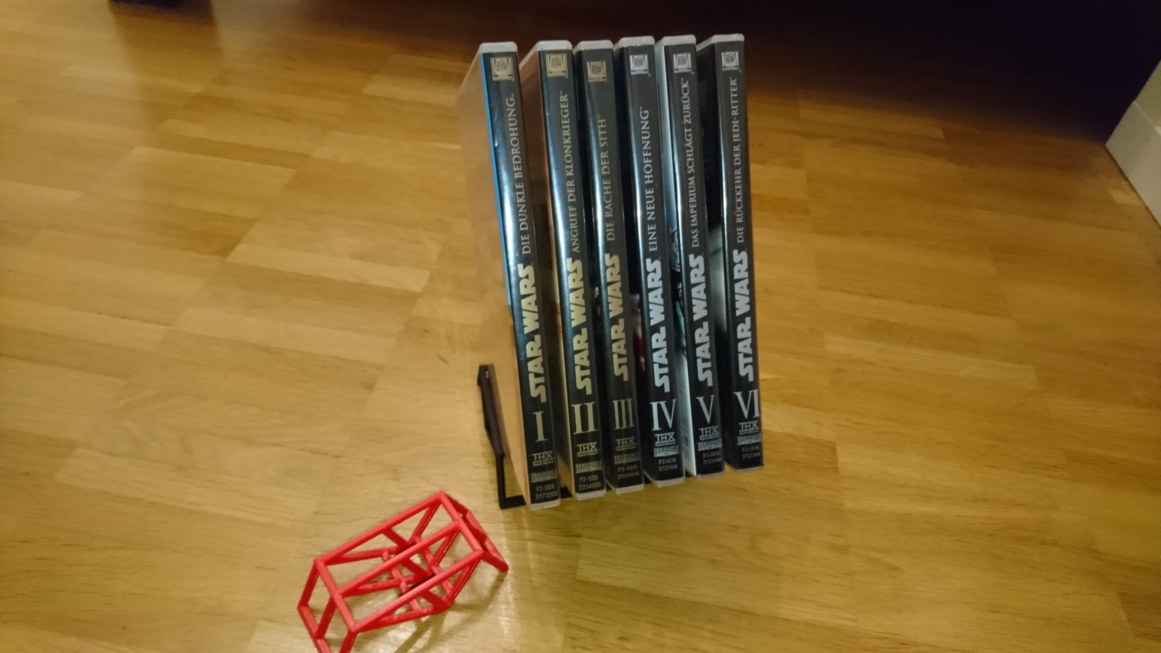 Miniatura 3 do modelo 3D Blue Ray / DVD Stand