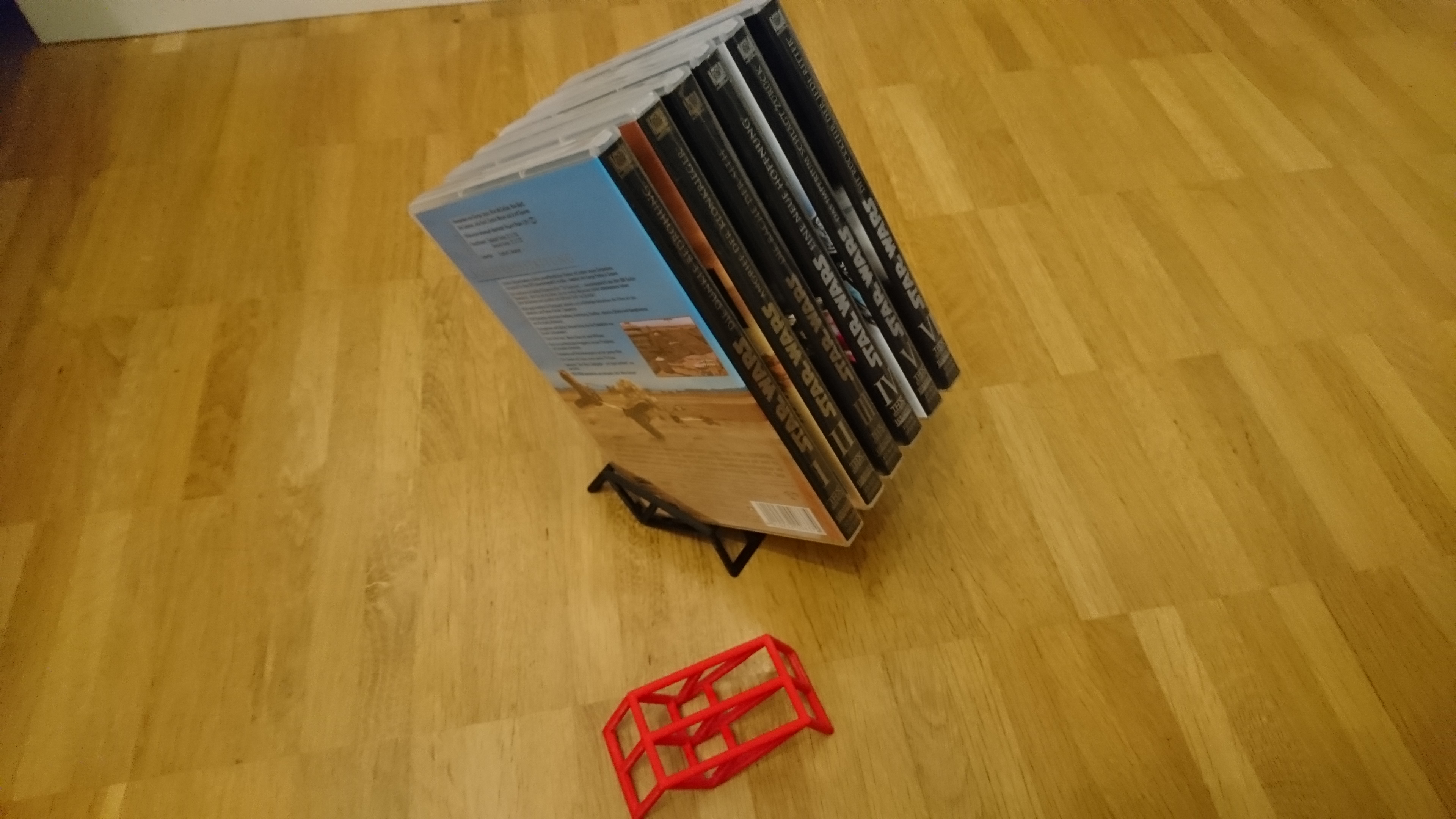 Miniatura 4 do modelo 3D Blue Ray / DVD Stand