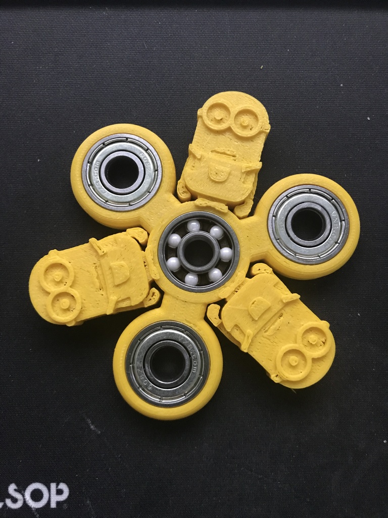Minion Fidget Spinner with bearing weights