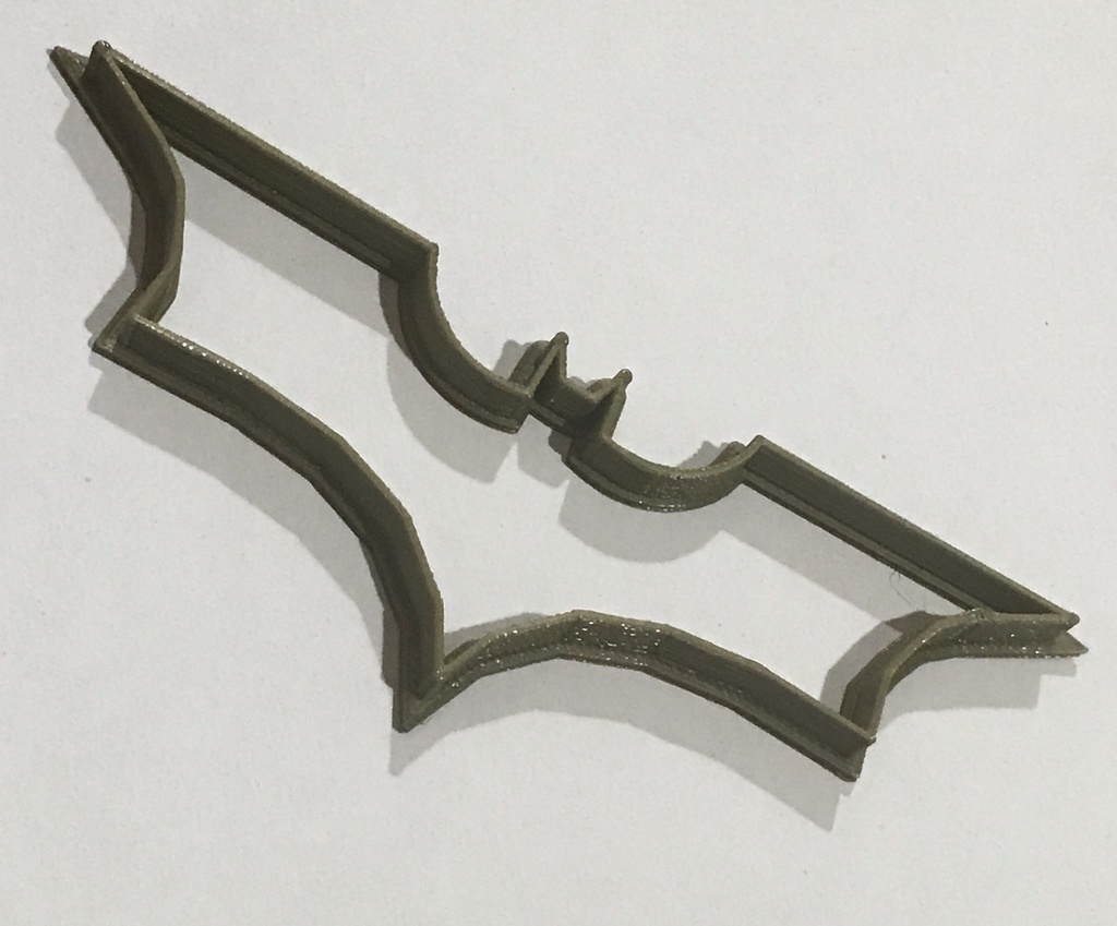 New and Improved Batman Cookie Cutter by Geekdad_3D | Download free STL ...