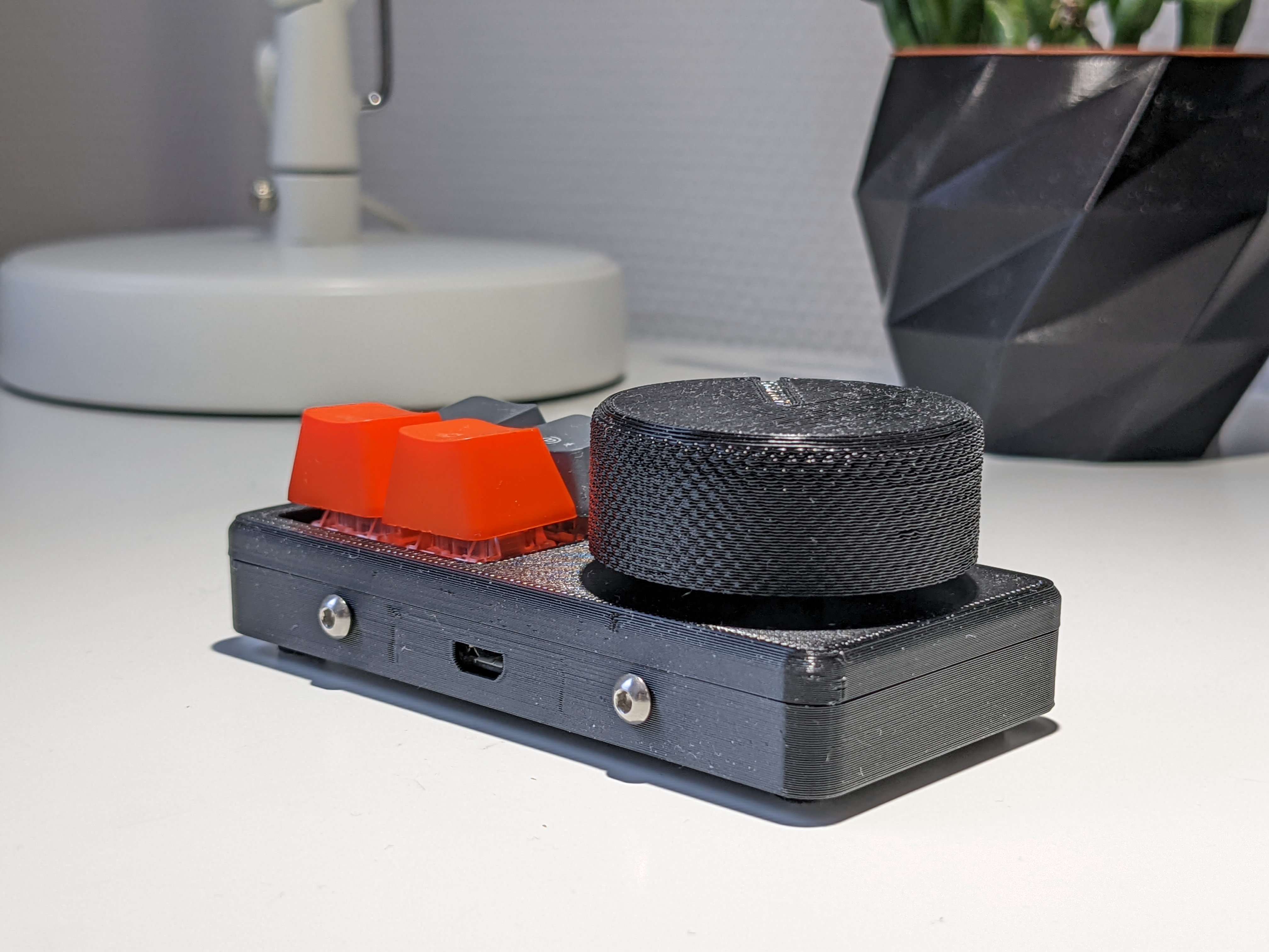 Desk Controller for ESPHome — miniatura 3