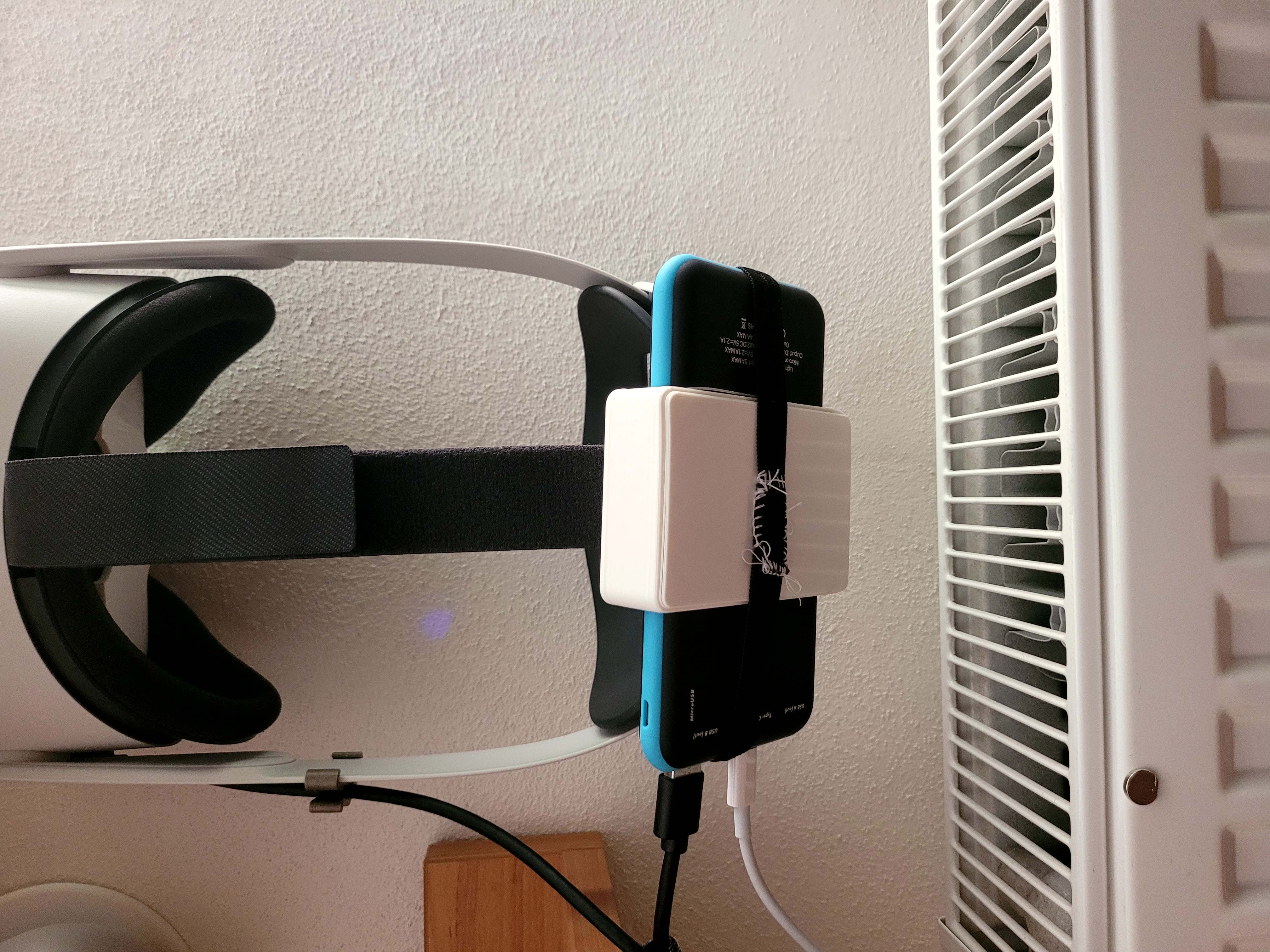 Niceboy Powerbank holder for Quest 1 & 2
