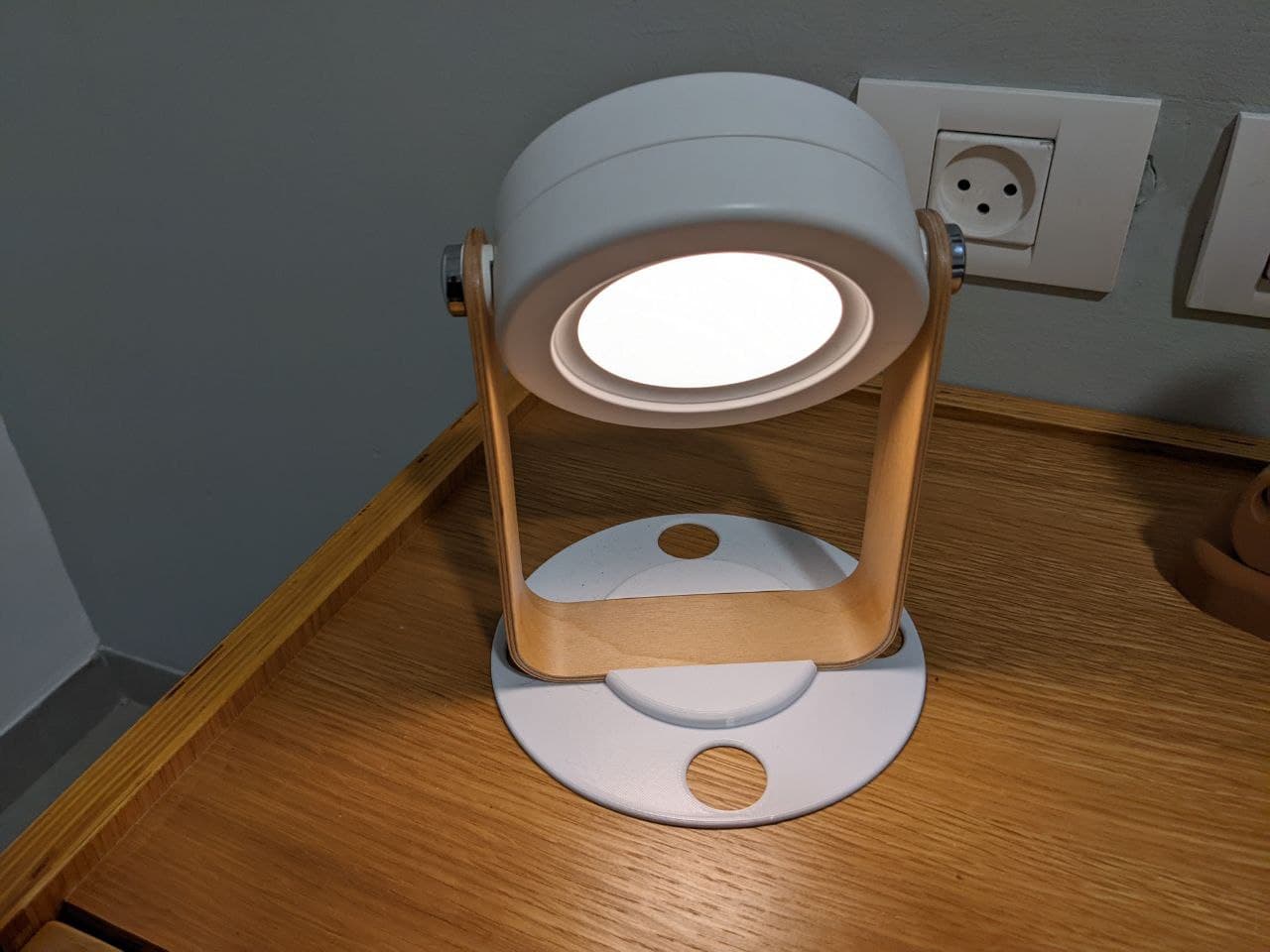 Portable Lamp Base
