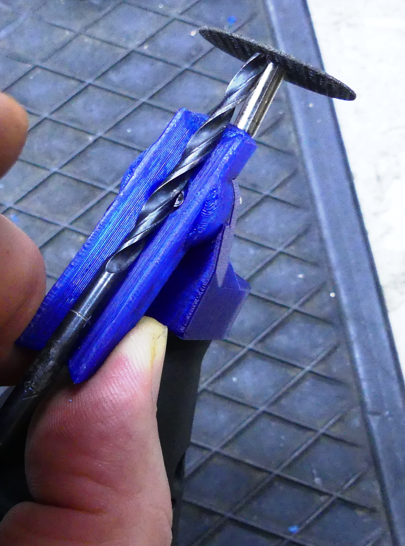 Drill Bit Sharpener for Dremel with Relief Angle by werz 99 Download free STL model