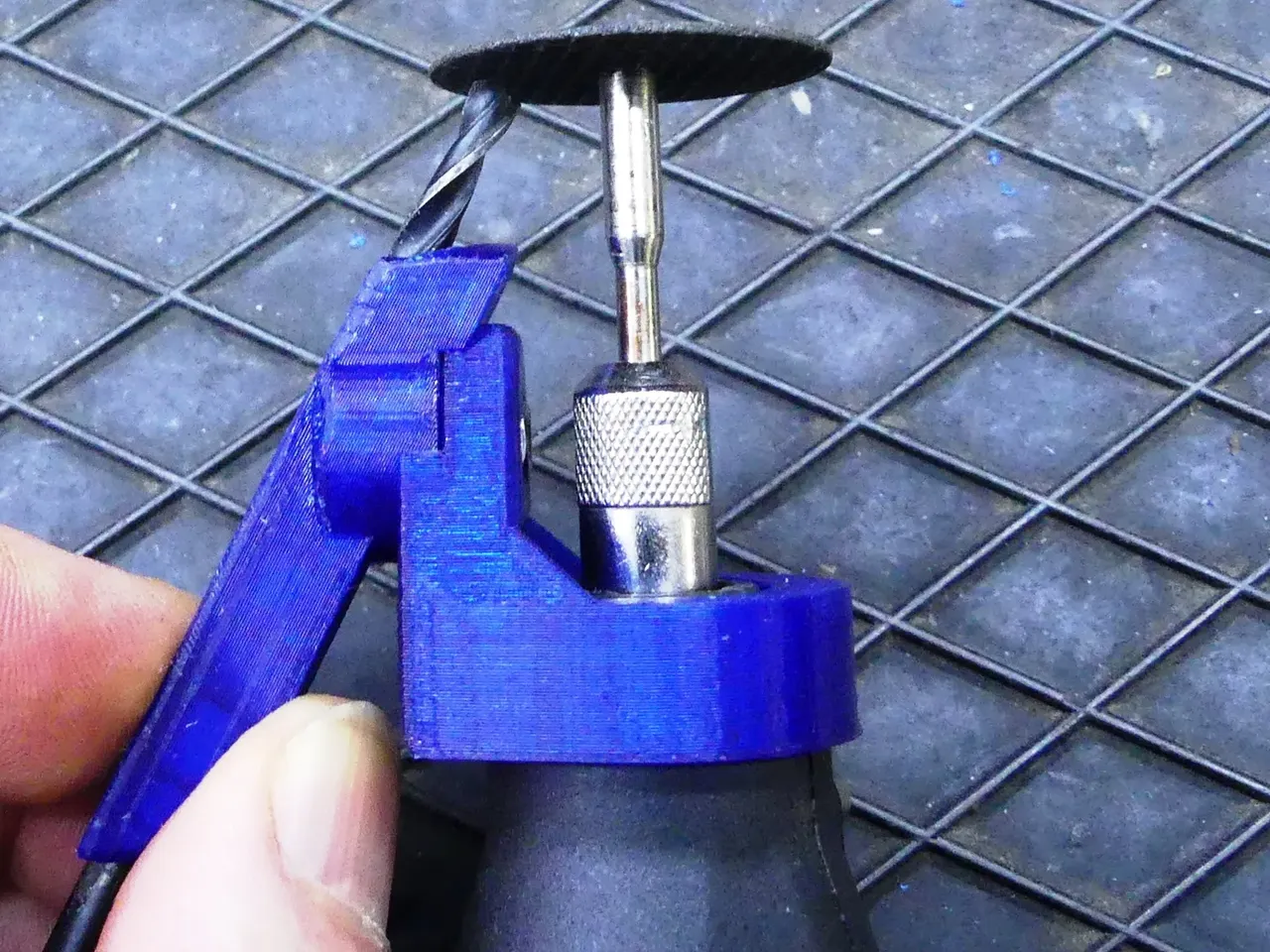 Drill Bit Sharpener for Dremel with Relief Angle by werz 99 | Download free model | Printables.com