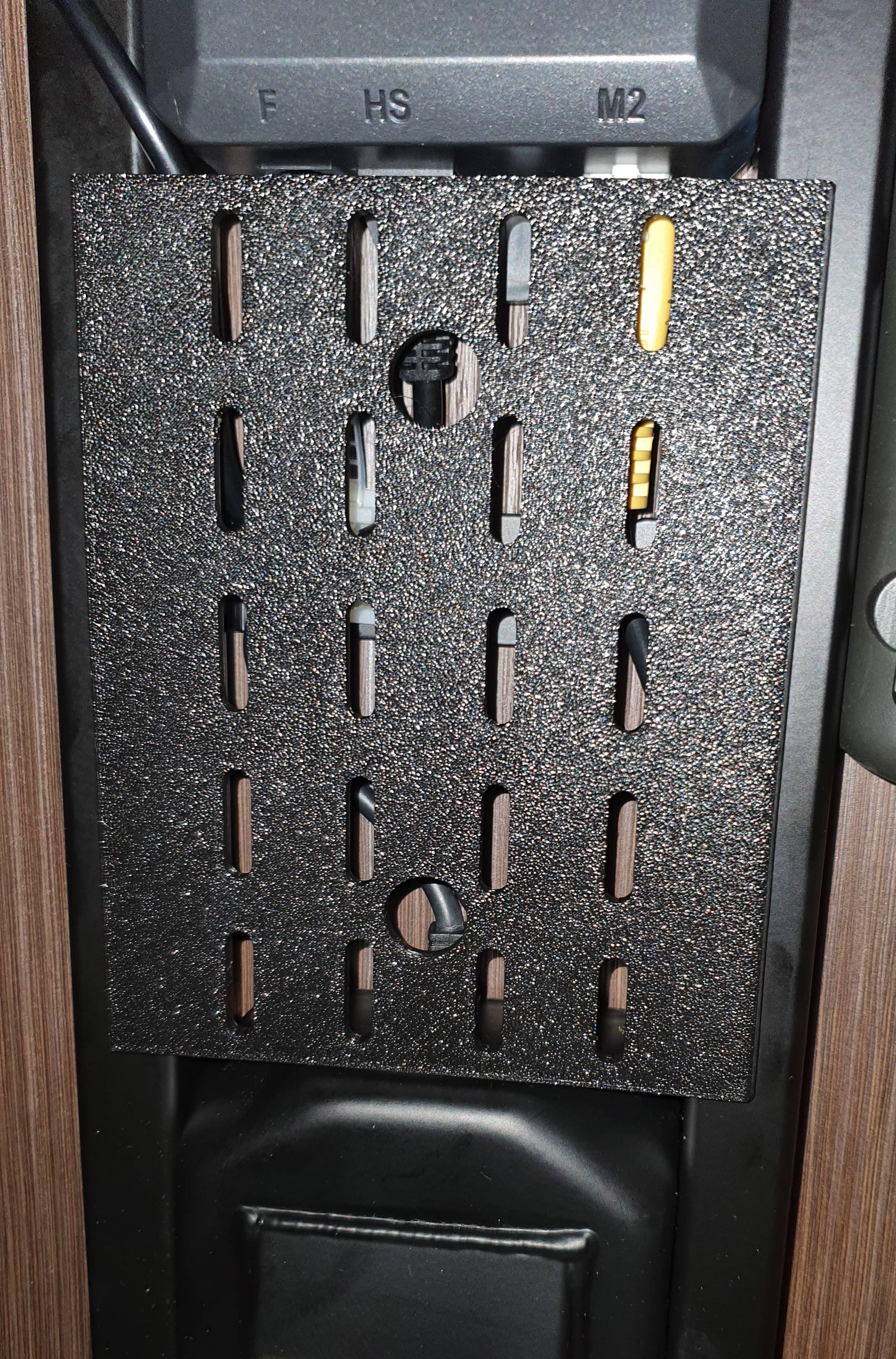 how to install jarvis cable management tray