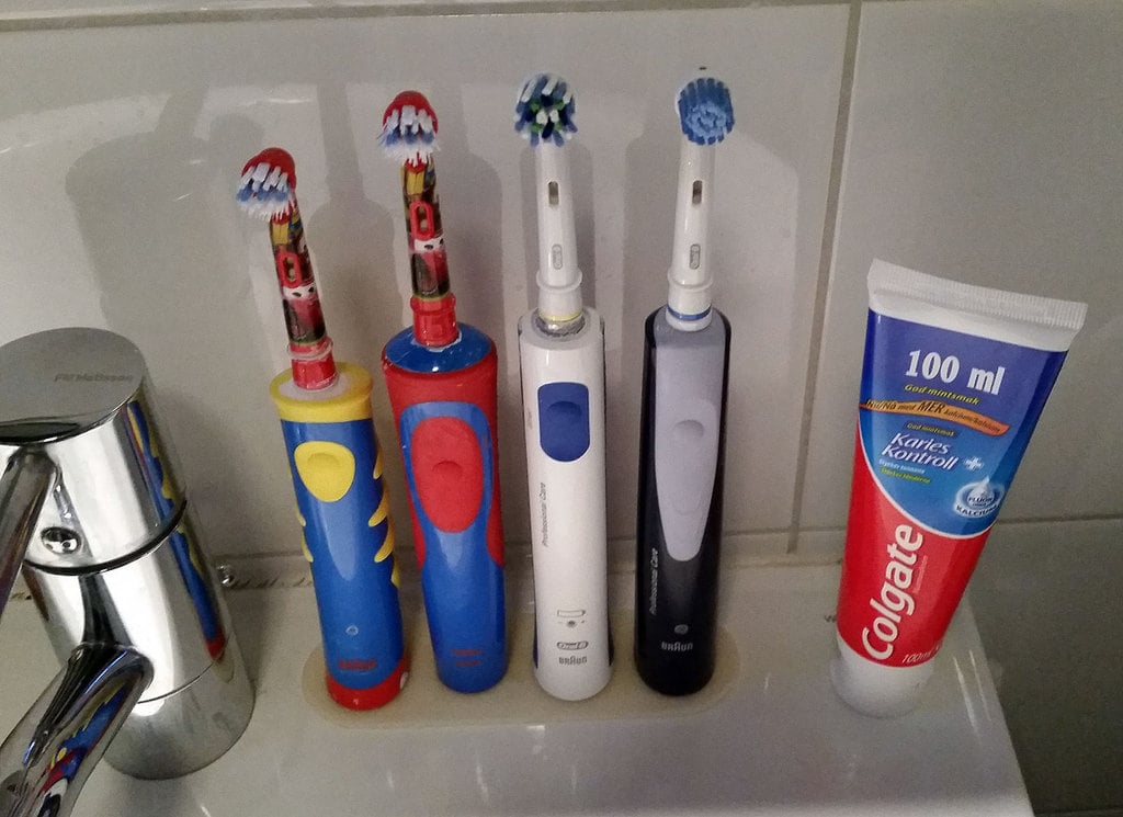 Oral-B Toothbrush Holder