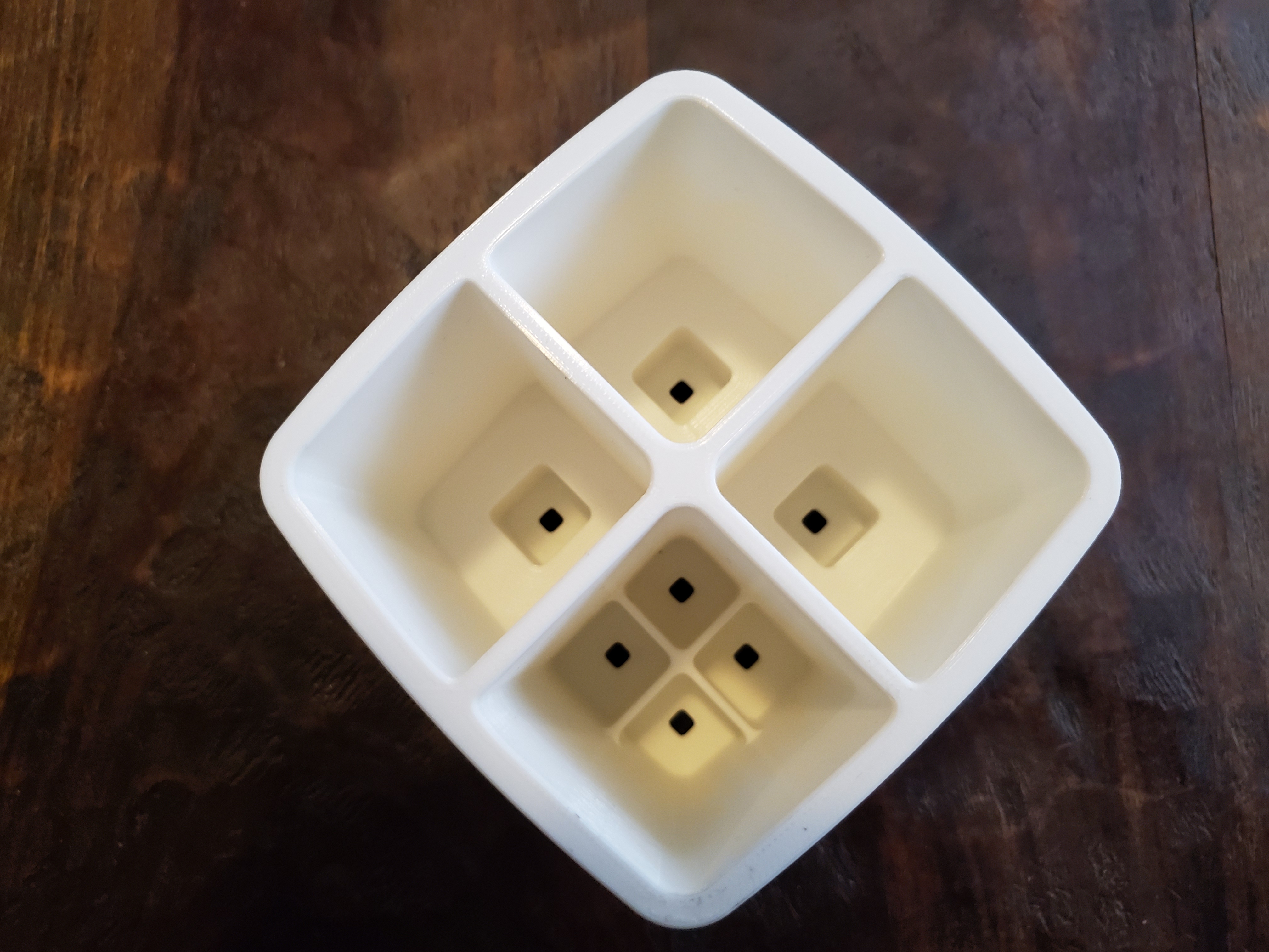 Miniatura 3 do modelo 3D Toothbrush / Toothpaste Holder Version 2
