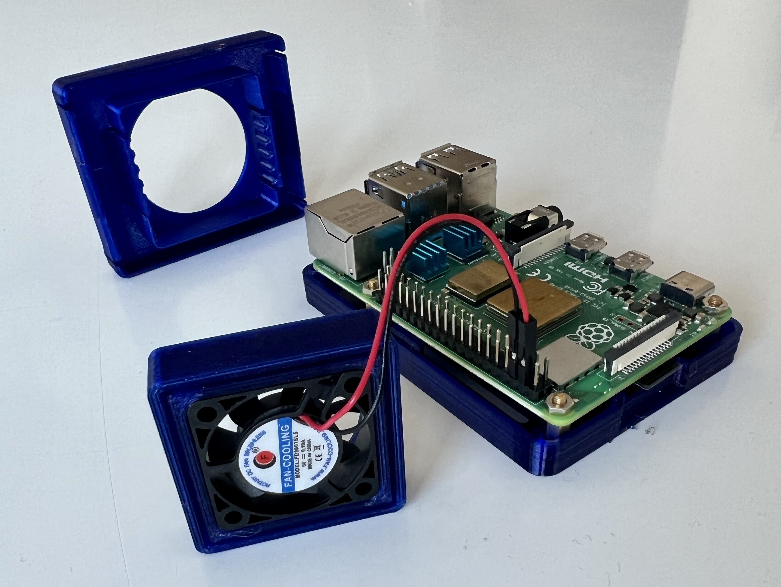 Fan Adapter (40x40x10 holder to 30x30x7,5 fan)