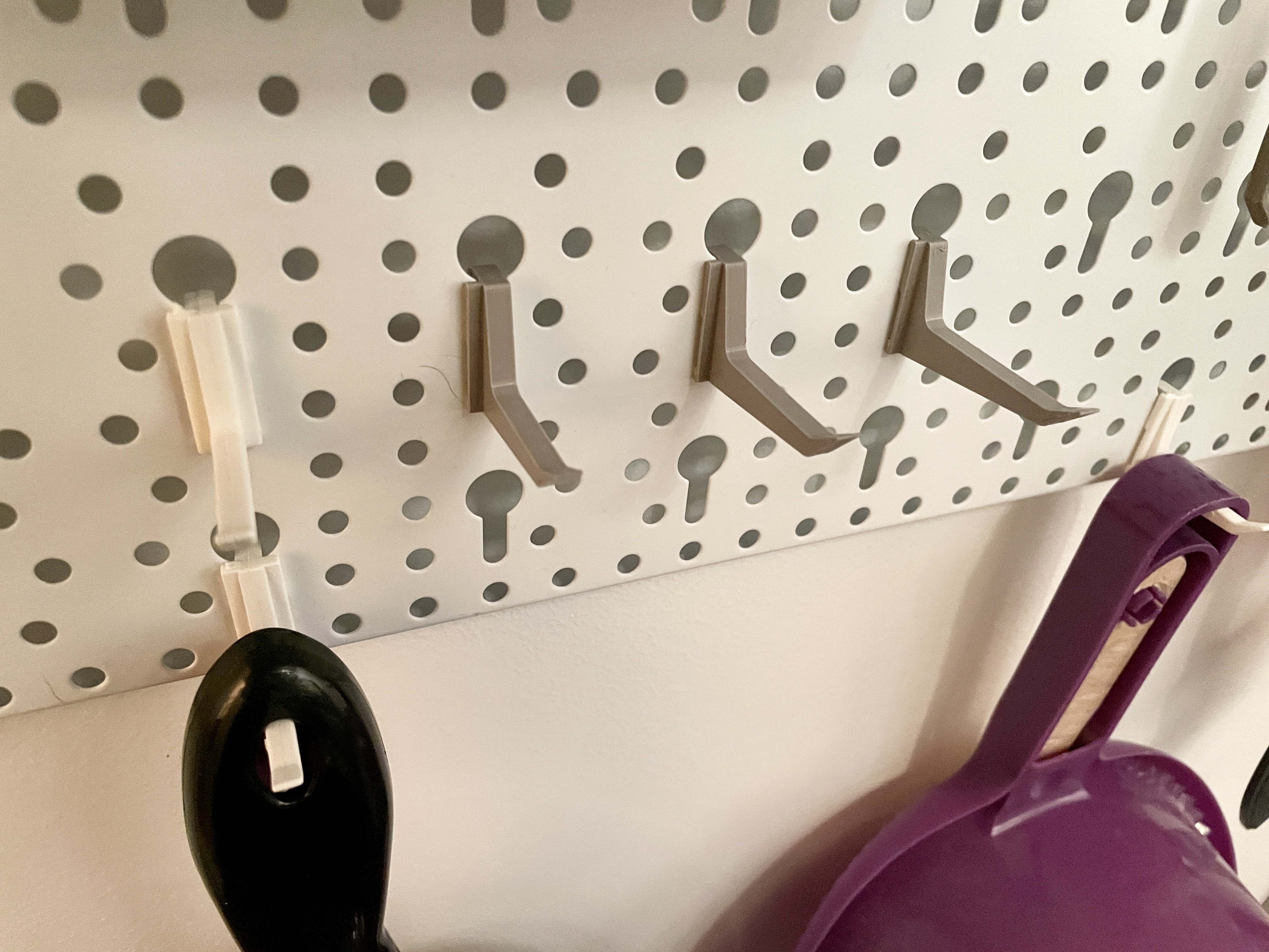 Pegboard (Element System) replacement hook