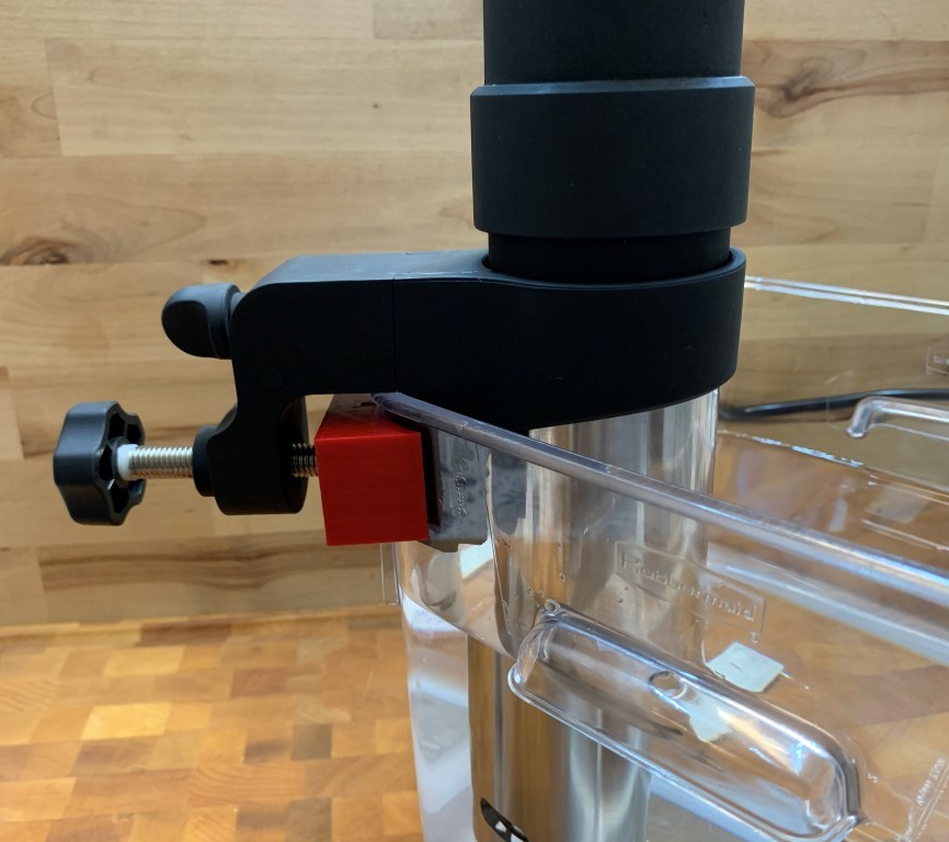 Anova sous vide bracket adapter blocks for Rubbermaid 6 quart container