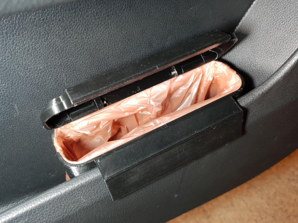 Car Door Trash Bin by Katarn, Download free STL model
