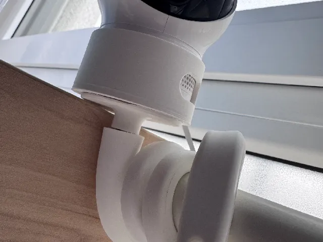 Base plate for eufy baby camera wrap around holder