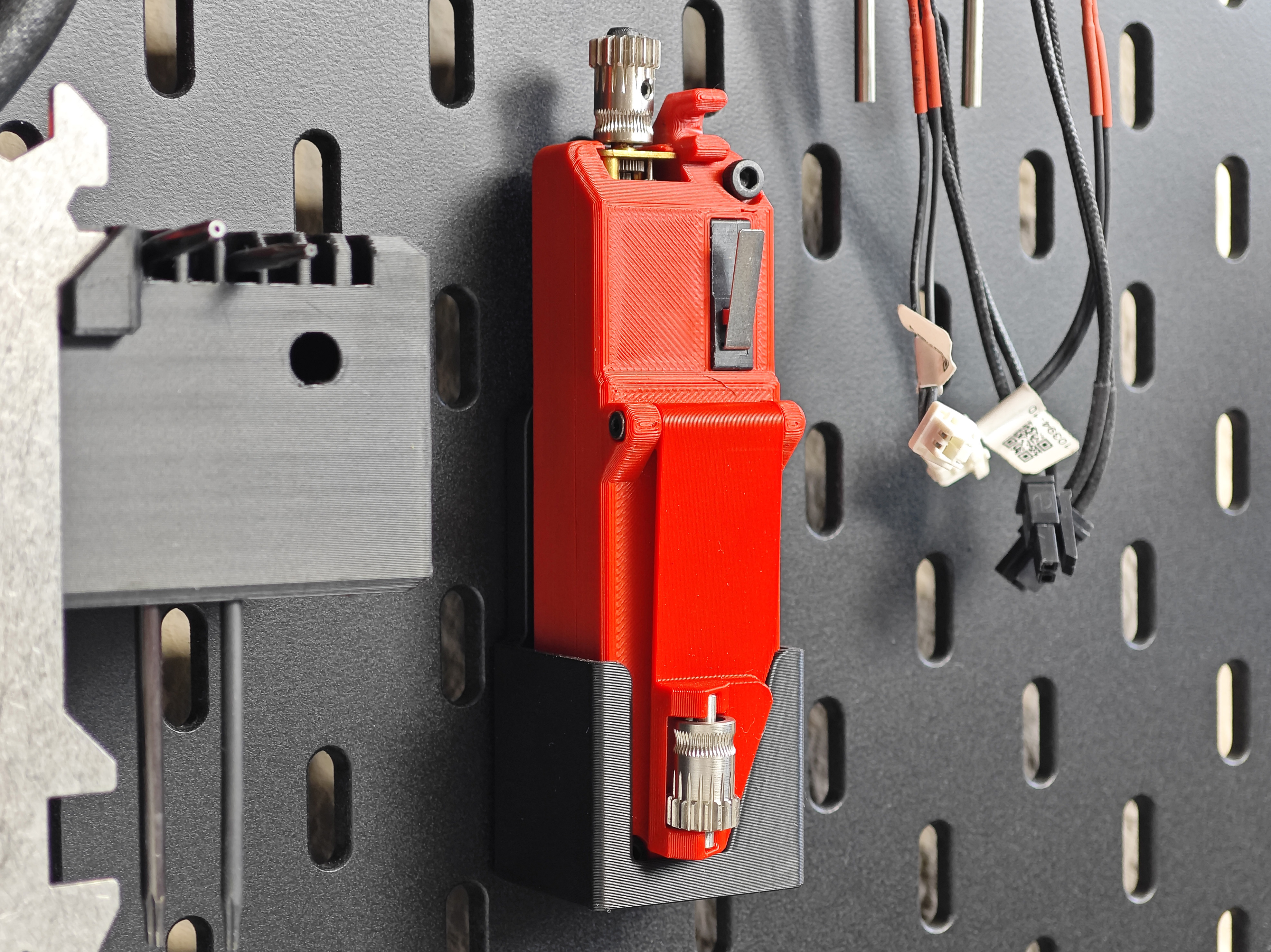 Skadis Holder for the Bowden Speed Loader