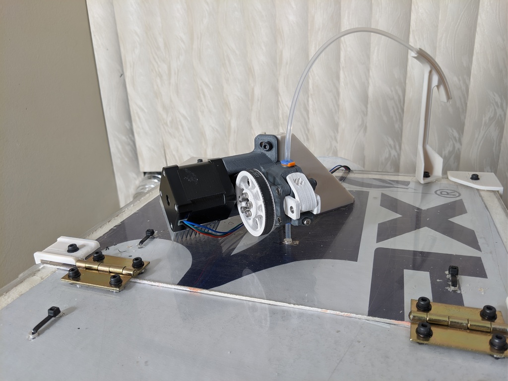 Mobius Extruder Vertical Mounting Bracket