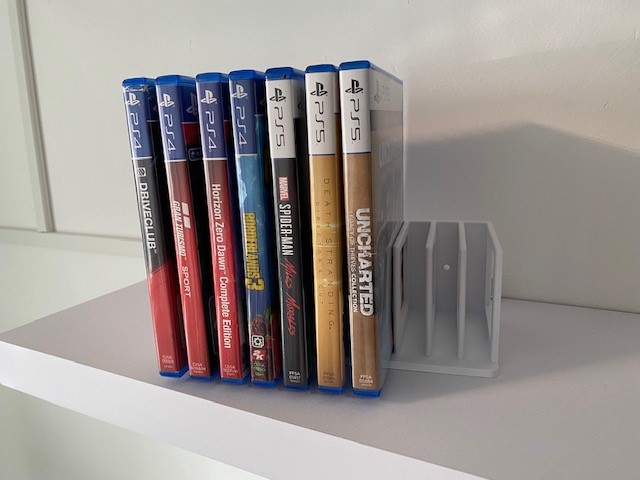 Miniatura 2 do modelo 3D Blueray Holder