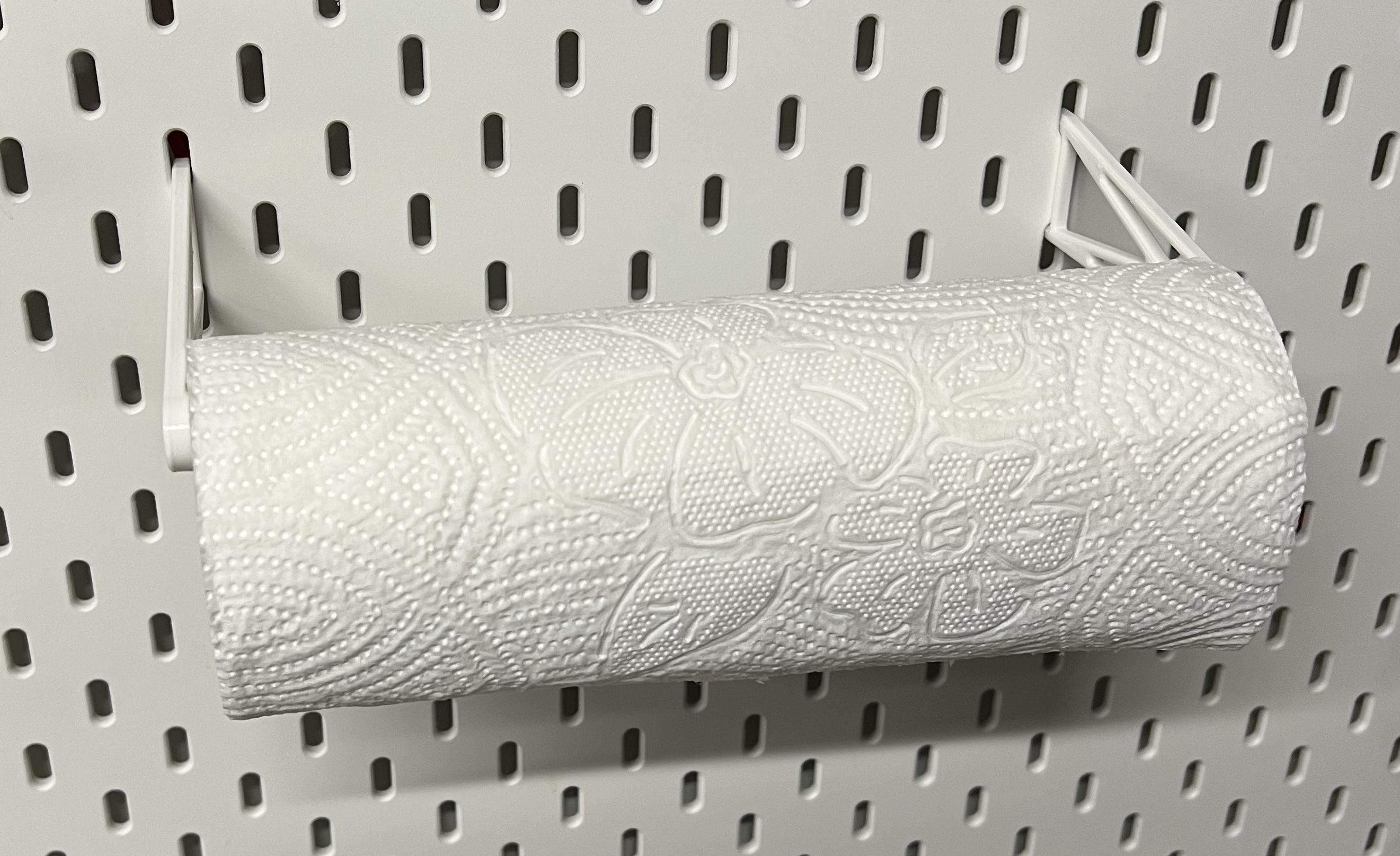 Skadis Paper Towel Holder v2 (fully 3D printed)