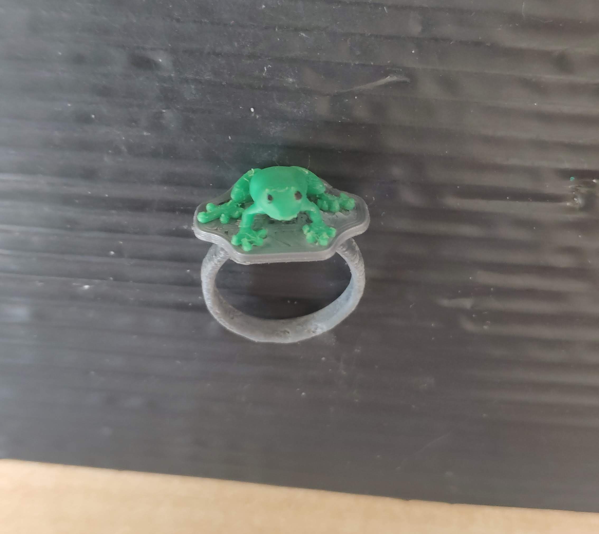 Bague grenouille