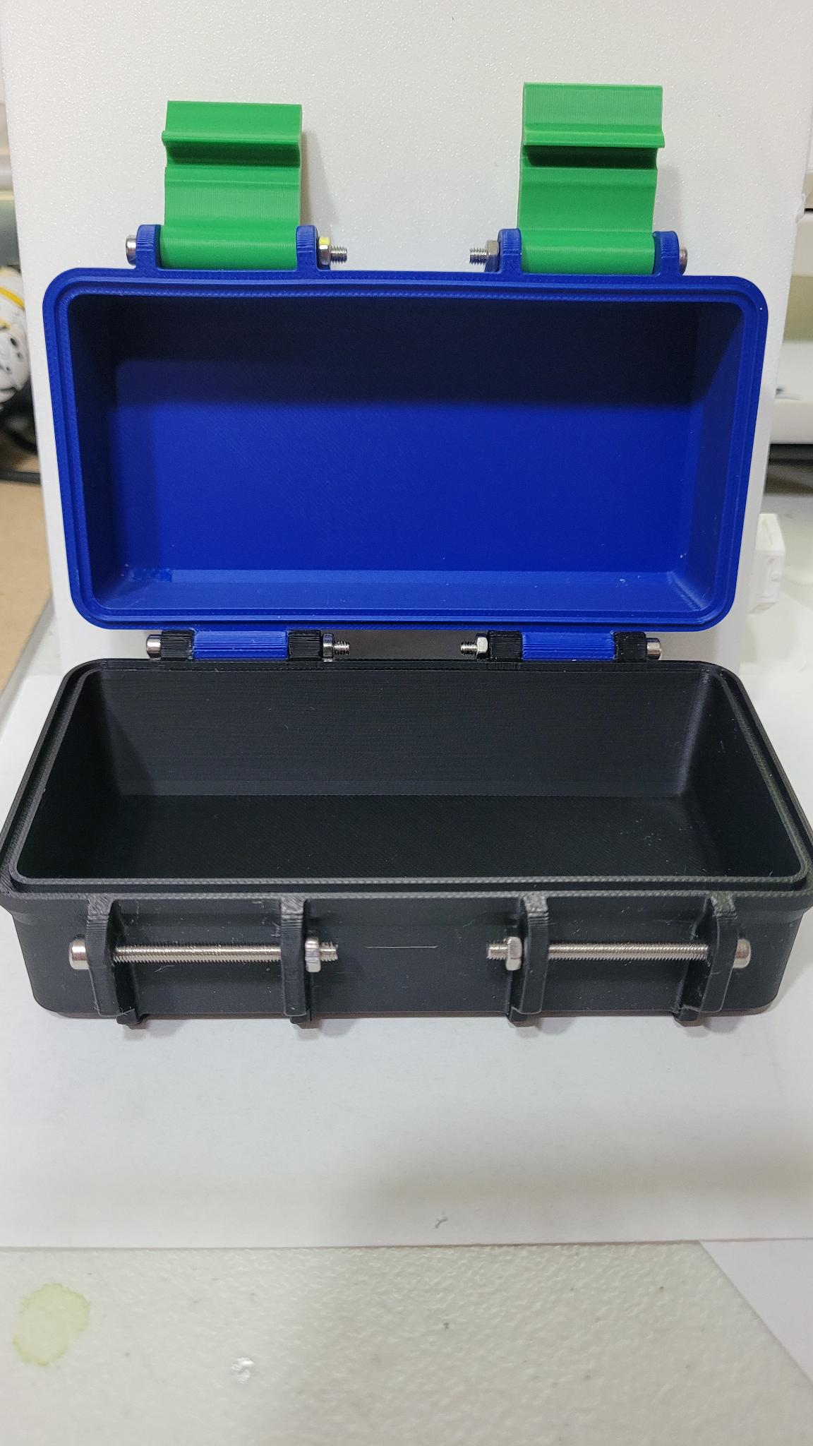 Miniatura 2 do modelo 3D Flipper Zero Case with Wi-Fi Module Insert