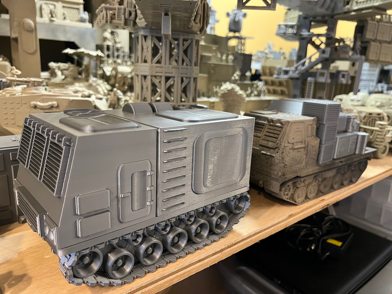 Freight Ten Command Version - Model Science Fiction — miniatura 10