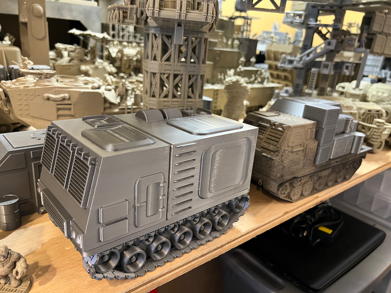 Freight Ten Command Version - Model Science Fiction — miniatura 11